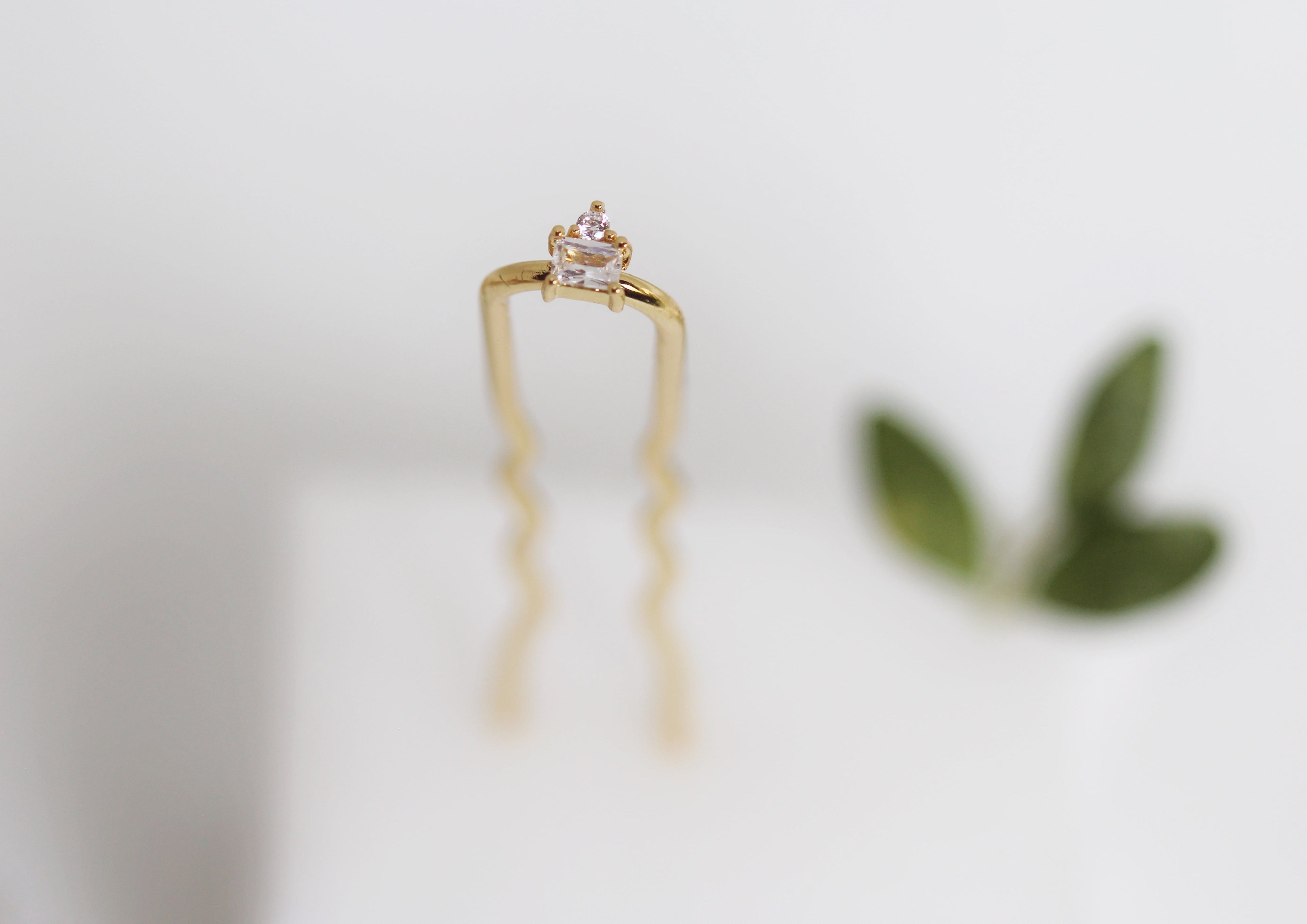 Tiny Crystals Hair Prong