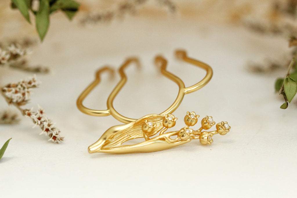 Blossoming Lily of the Valley Hair Prong