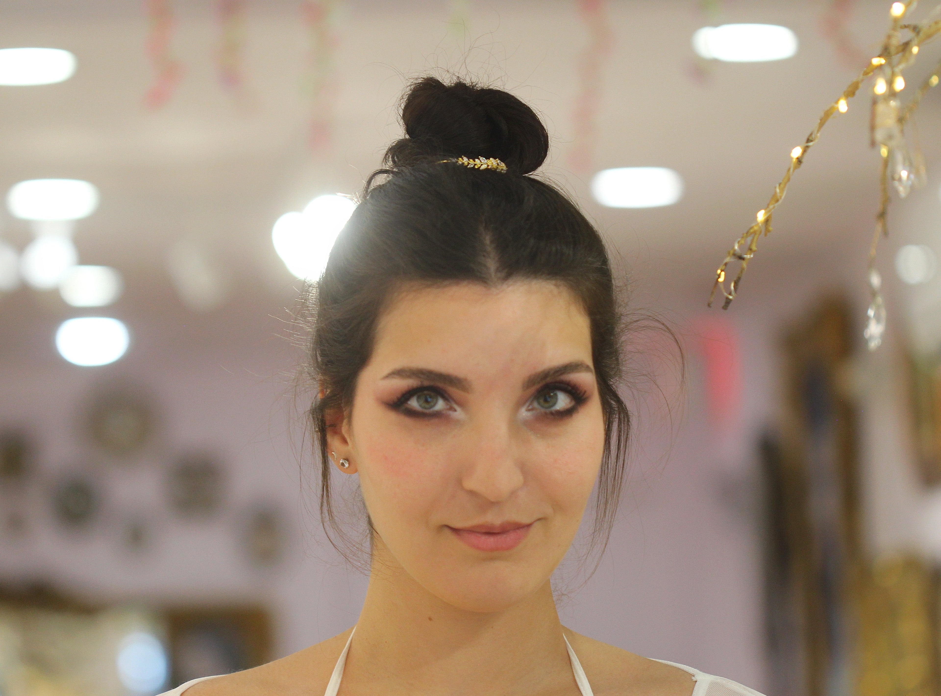 Crystal Leaves Hair Prong