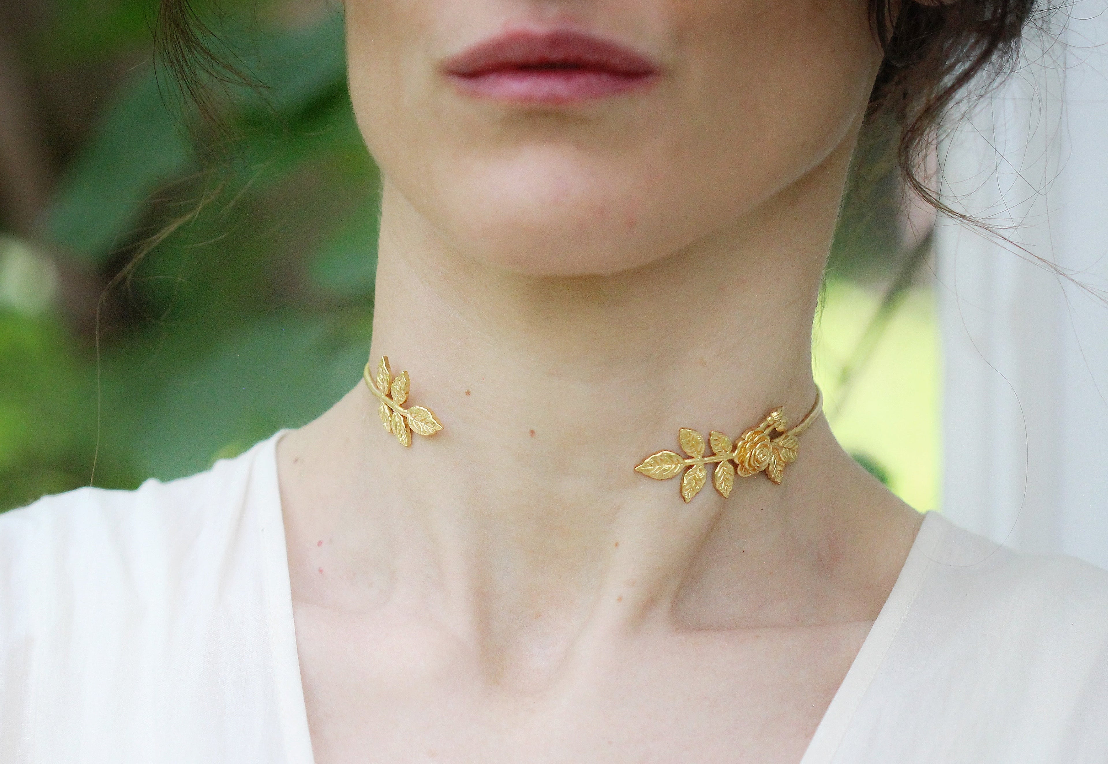 Asymmetric Rose Choker