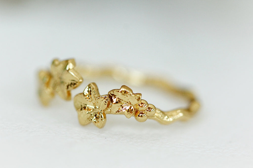 Ivy Leaves Ring