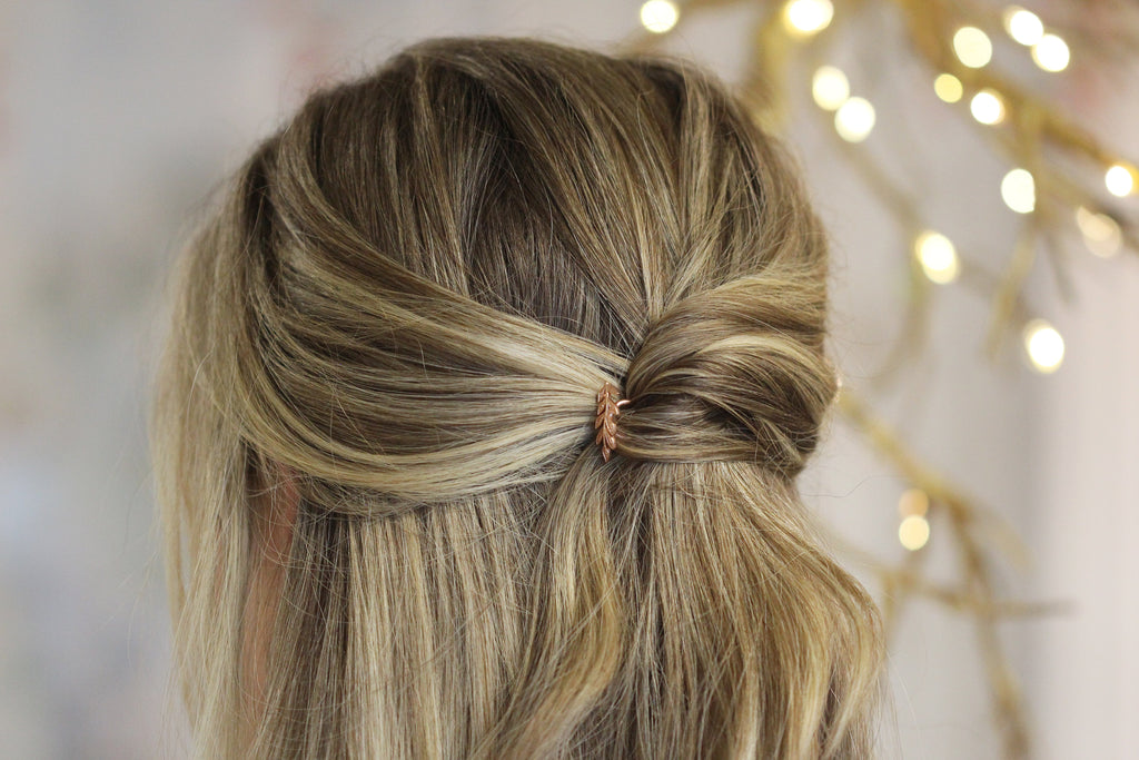 Small Leaf Twig Hair Prong