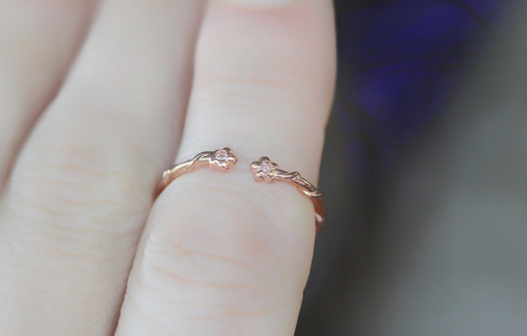 Entwined Floral Branch Ring (Size 6)