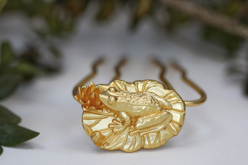 Frog on a Lily Pad Hair Prong