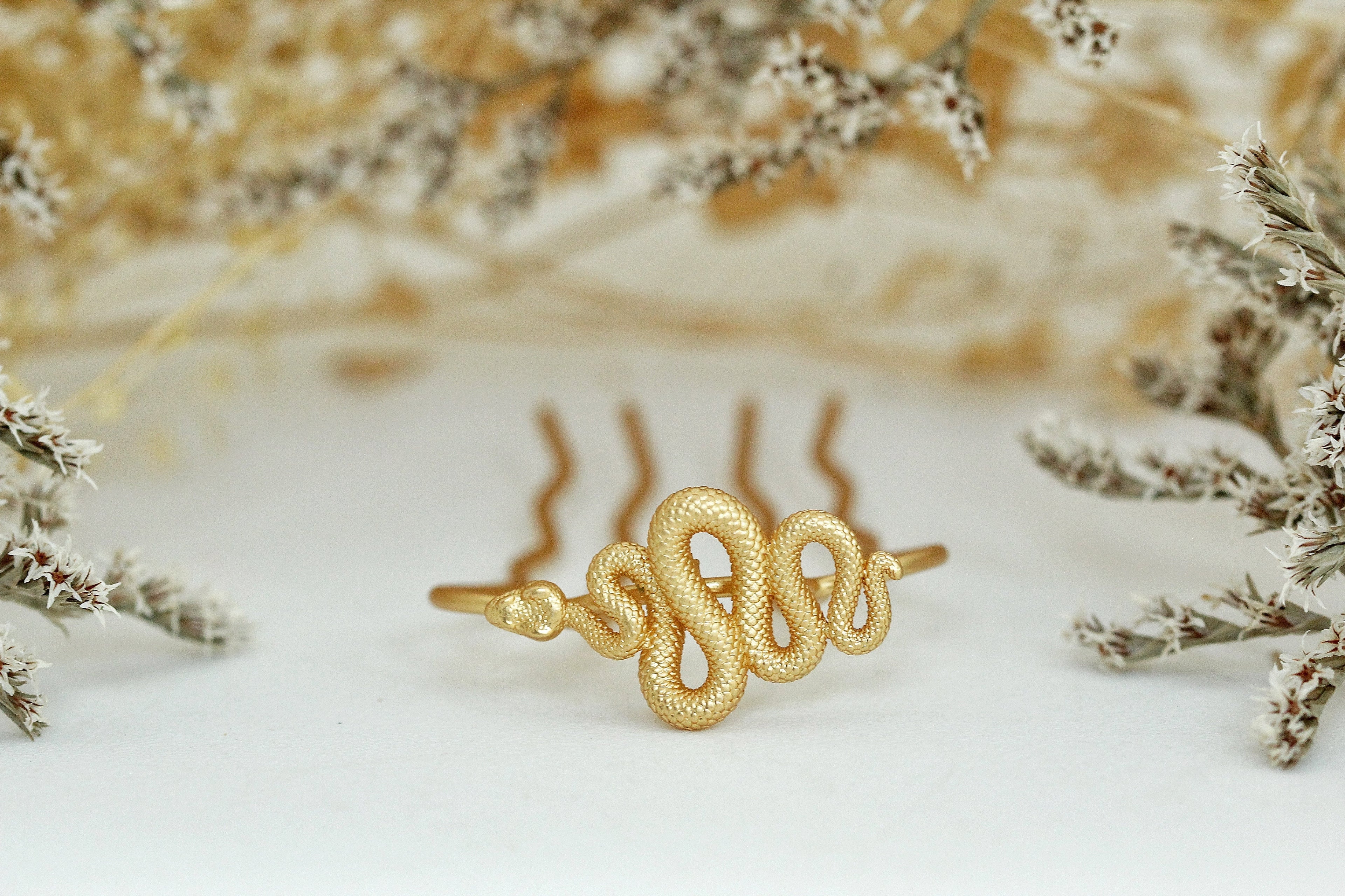 Swirly Snake Hair Prong