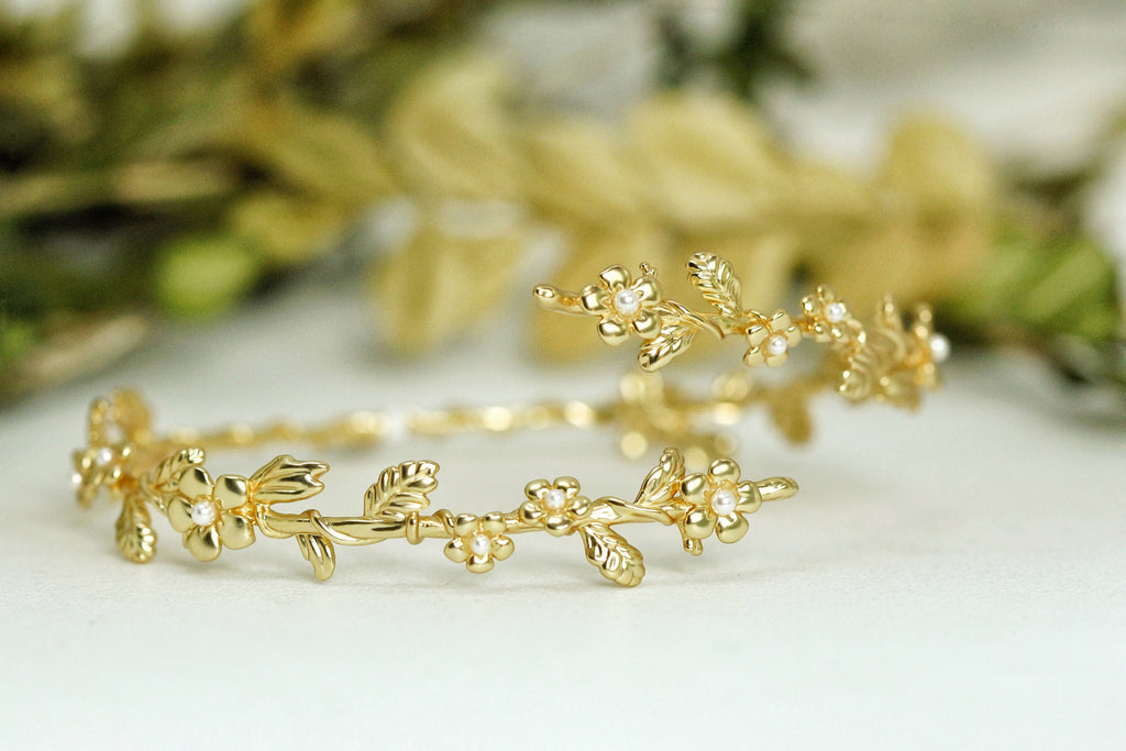 Forget-Me-Not Floral Armband