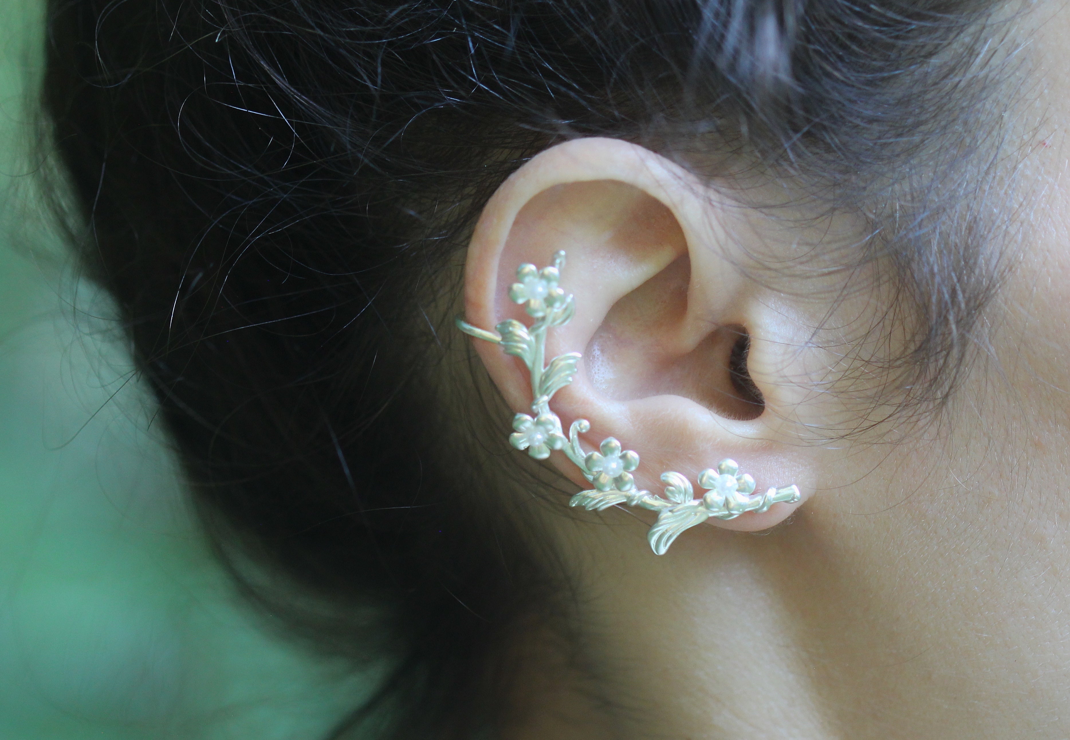 Forget-Me-Not Floral Ear Cuff