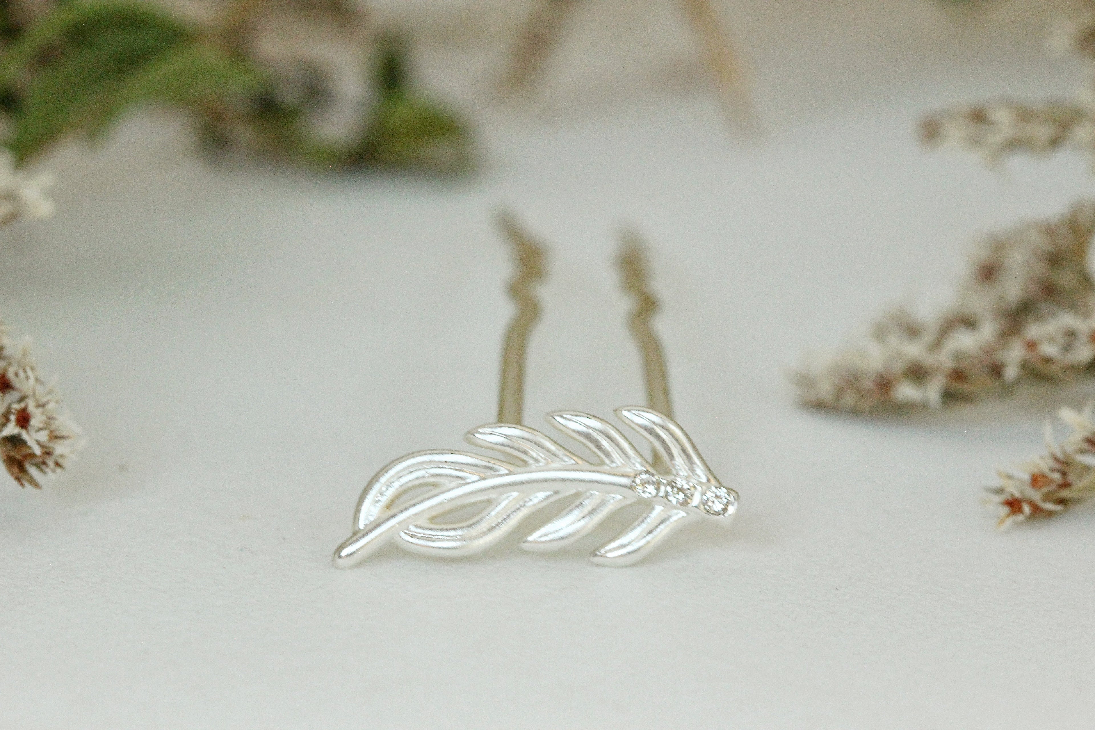 Twig Crystals Leaf Hair Prong