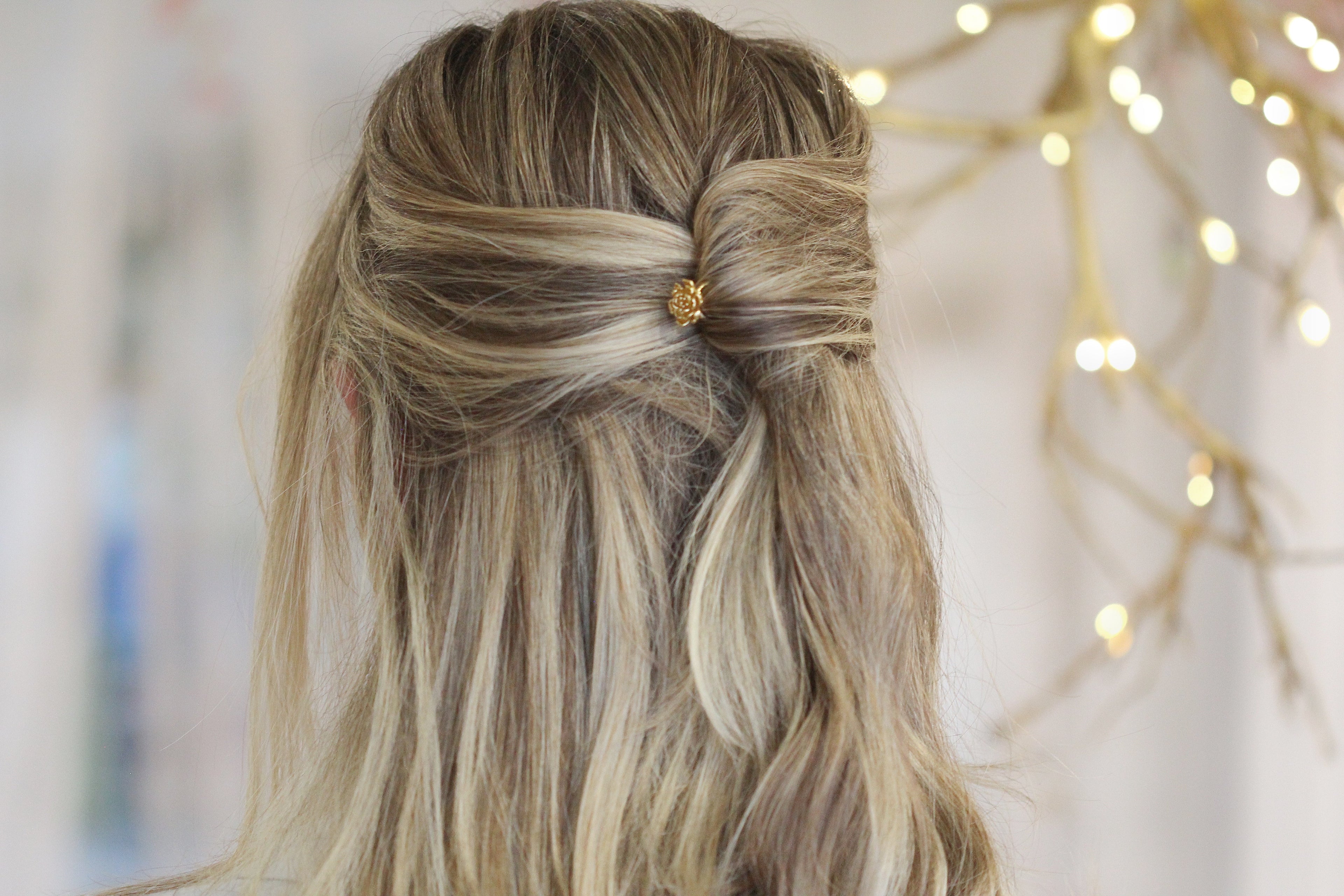 Small Peony Hair Prong
