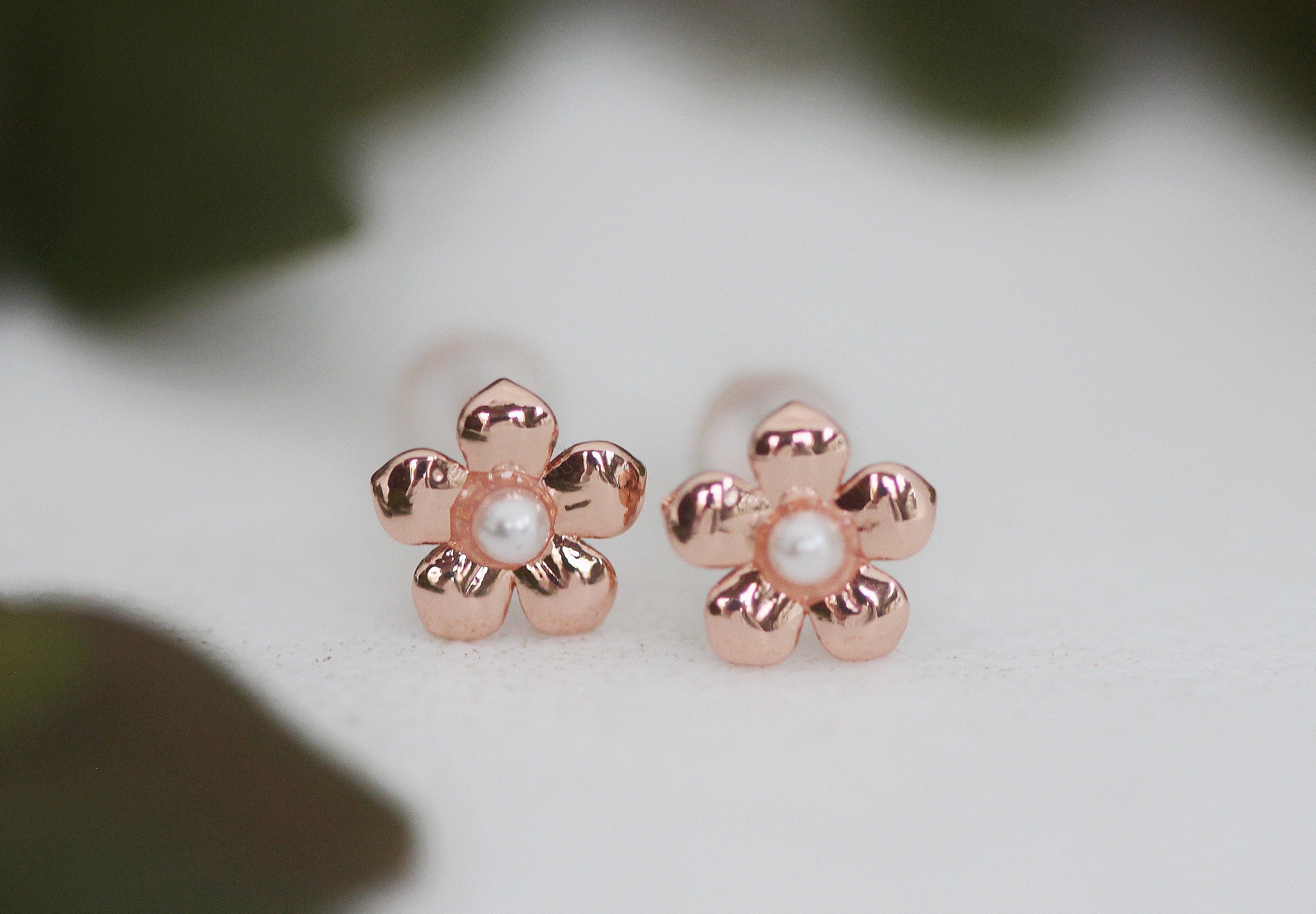 Tiny flowers Stud Earrings