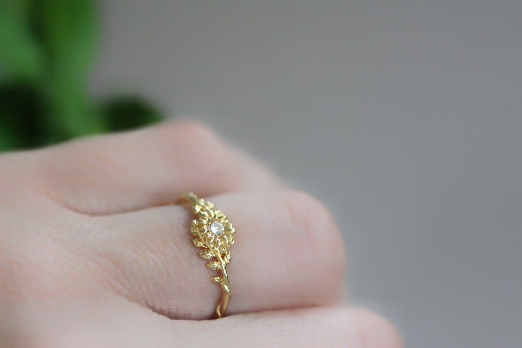 Entwined Floral Branch Ring (Size 6)