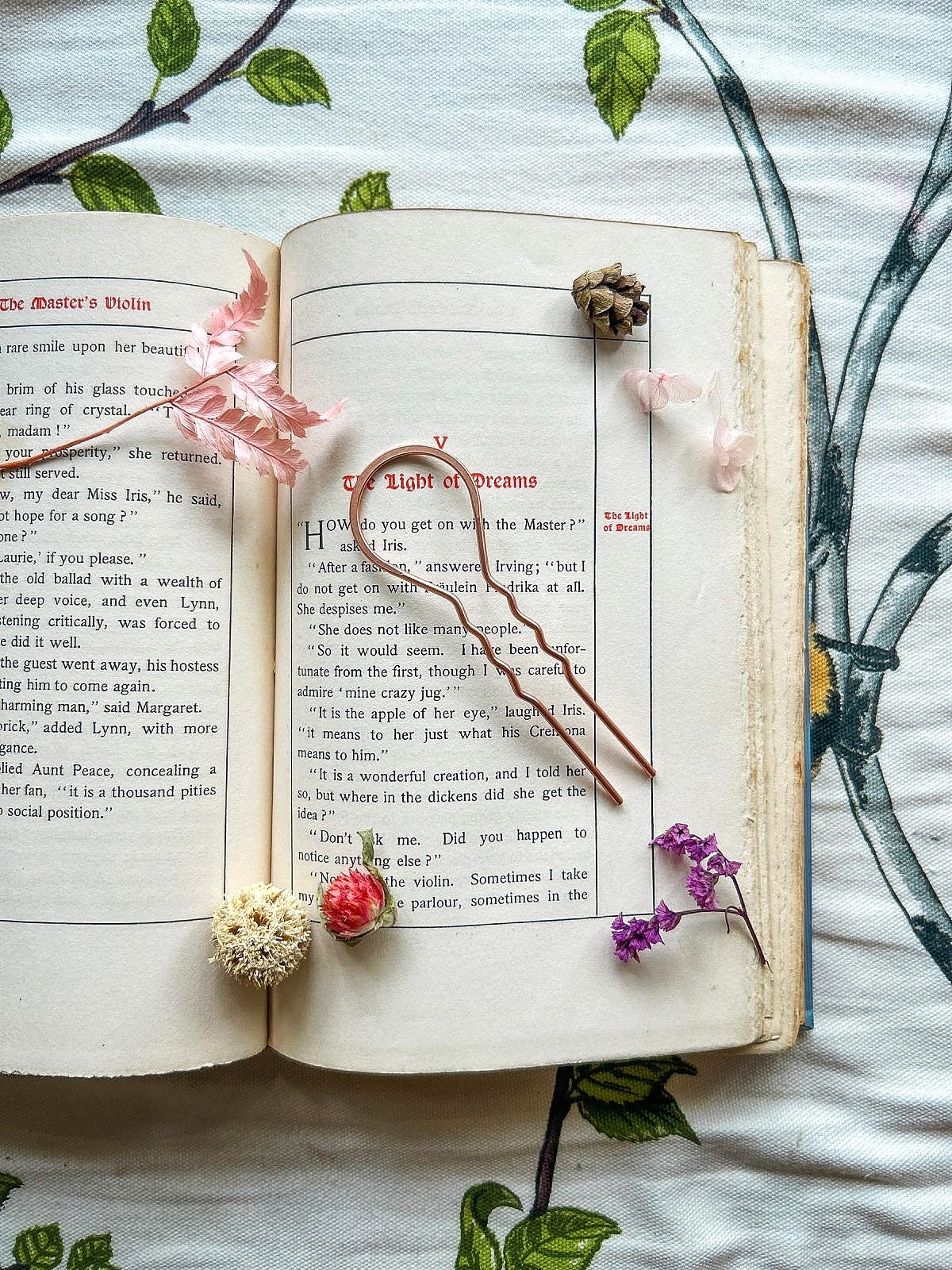 Two Teeth Long Tree Plain Hair Prong / Pin