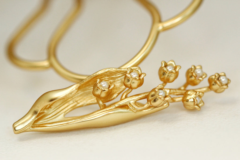 Blossoming Lily of the Valley Hair Prong