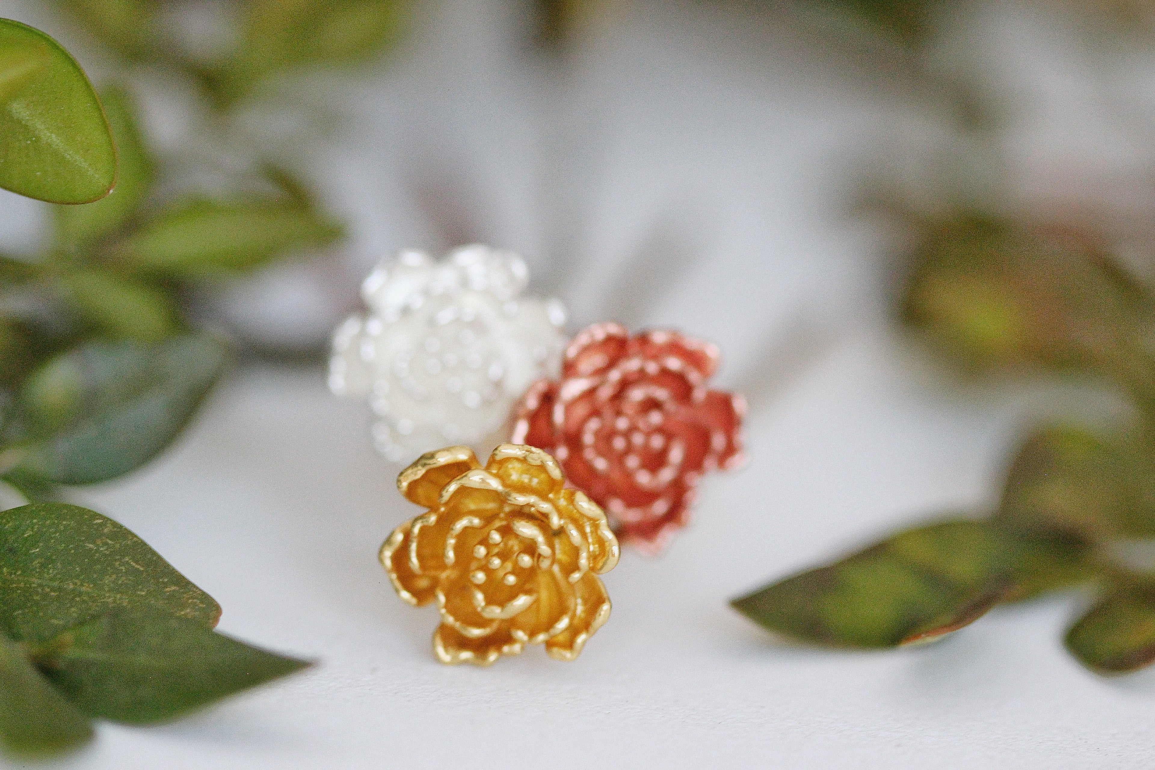 Small Peony Hair Prong