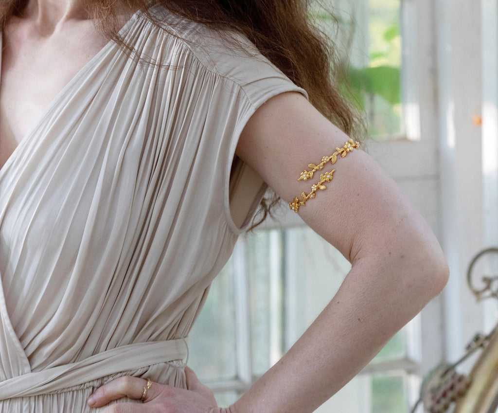 Forget-Me-Not Floral Armband