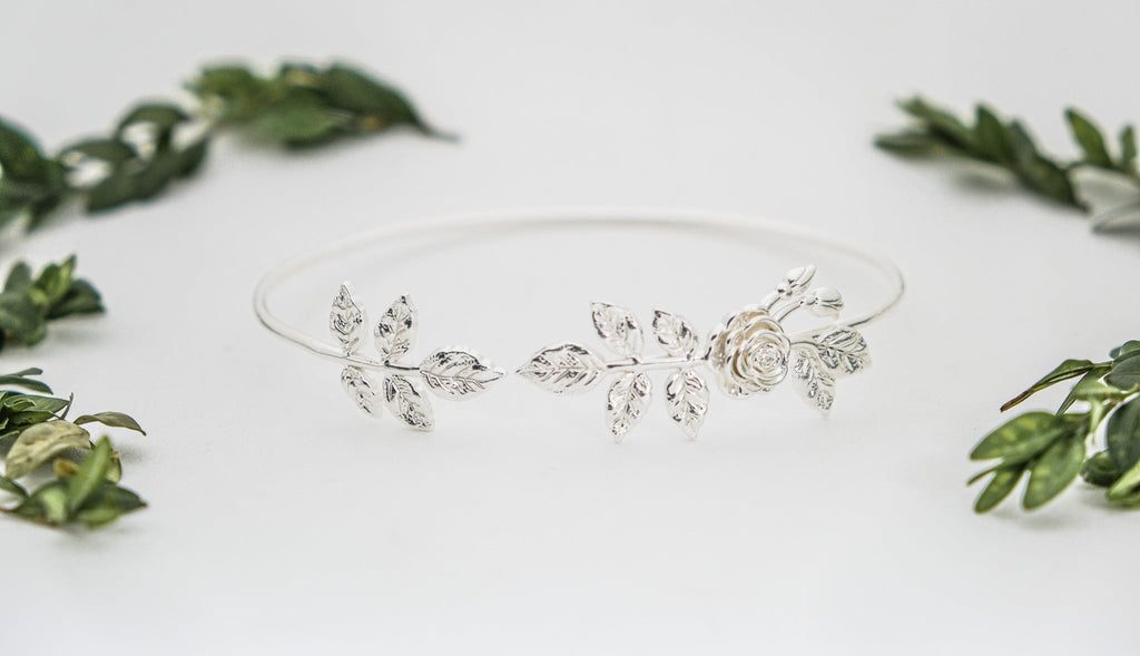 Asymmetric Rose Choker