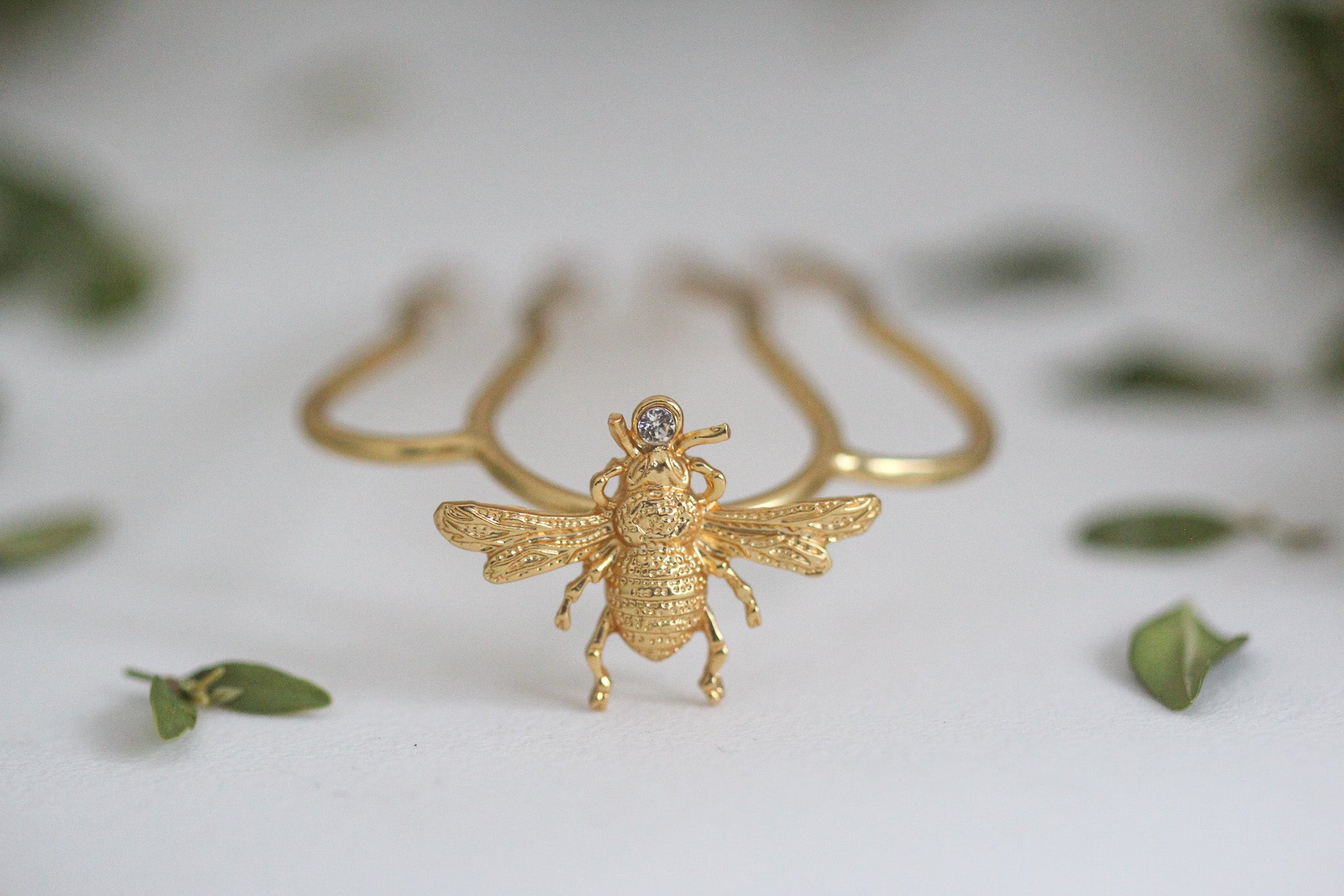 Bee with Crystal Hair Prong