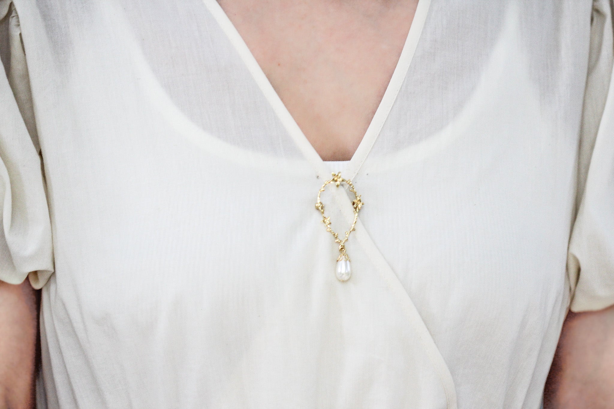 Floral Eden Wreath Brooch