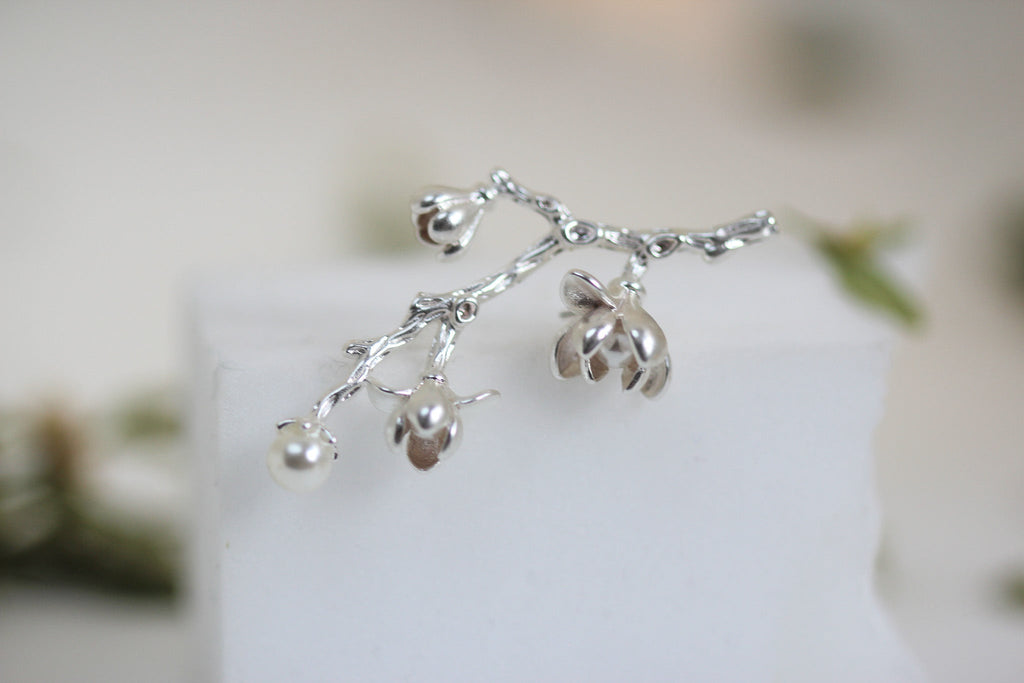 Magnolia Branch Brooch