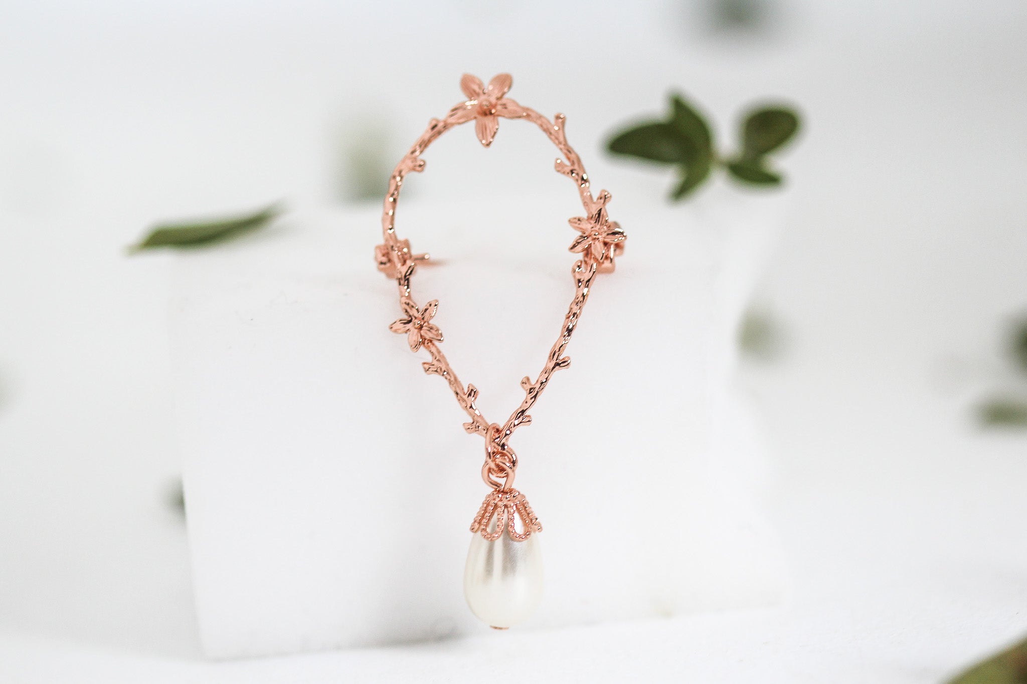 Floral Eden Wreath Brooch