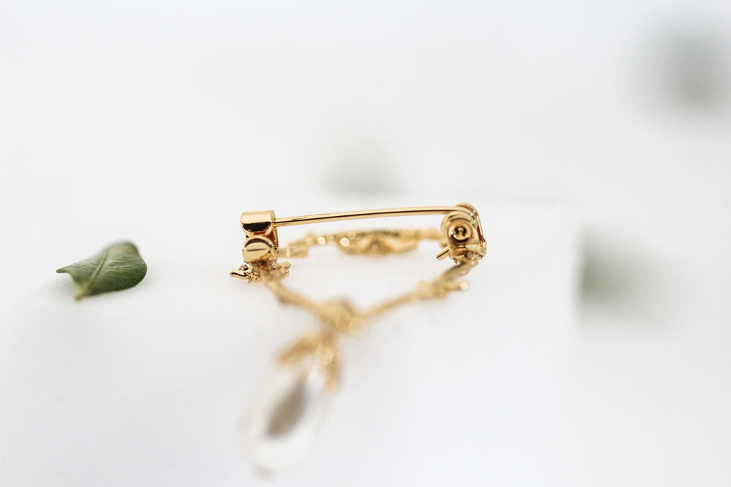 Floral Eden Wreath Brooch