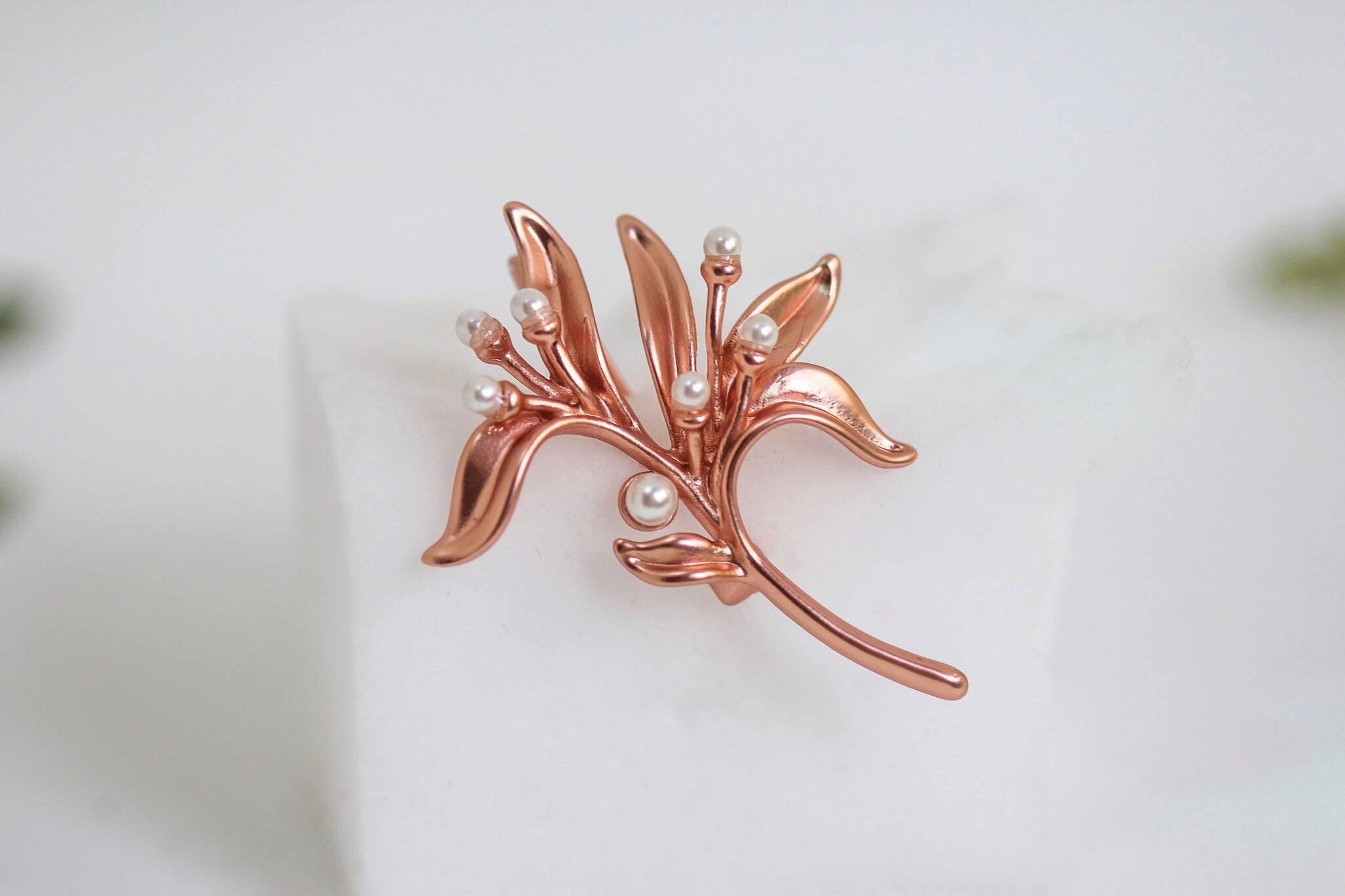 Pearls Bouquet Brooch