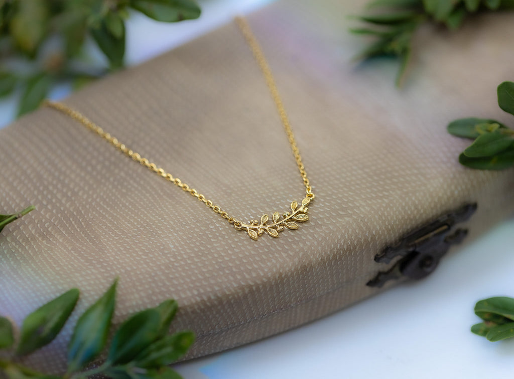 Laurel Necklace