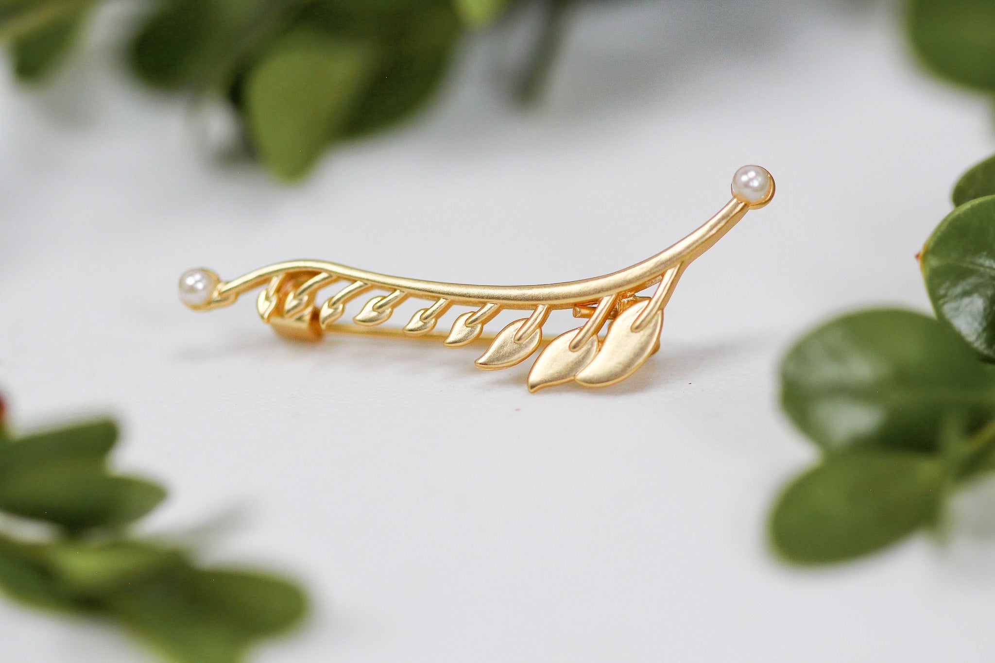 Wispy Leaves Brooch