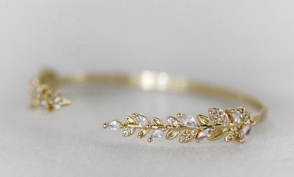 Enchanted Crystals & Leaves Bracelet