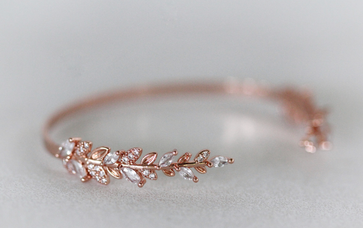 Enchanted Crystals & Leaves Bracelet