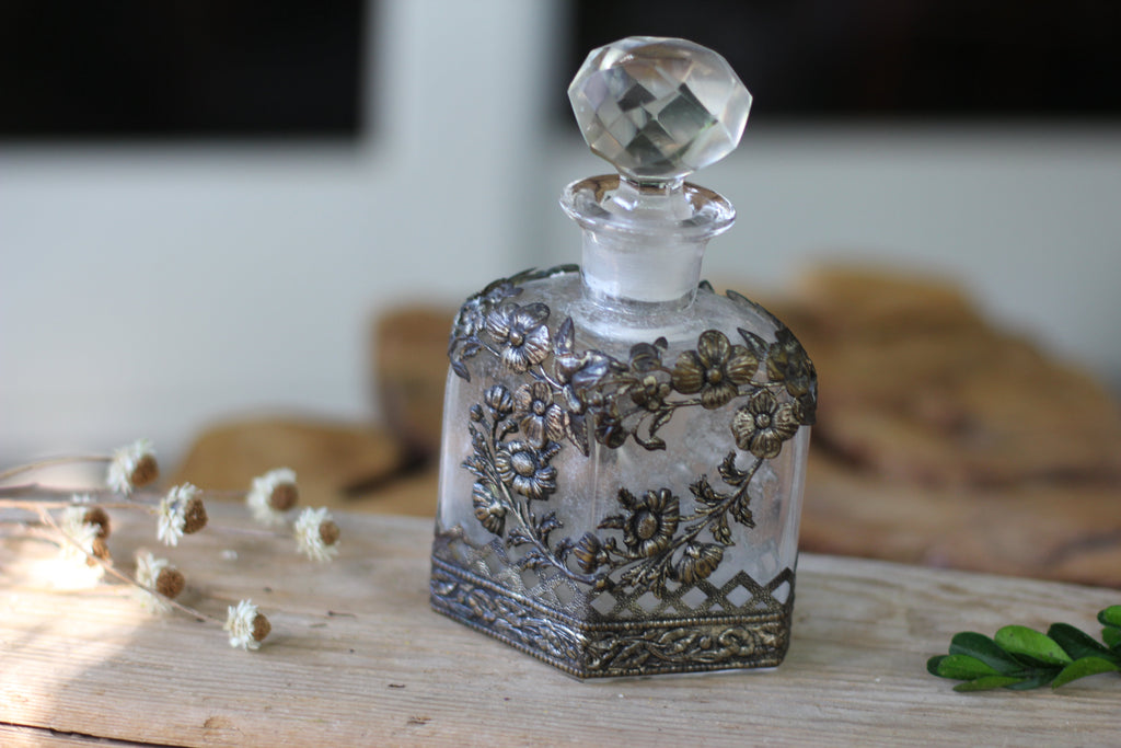 Antique Silver Floral Collar Perfume Bottle