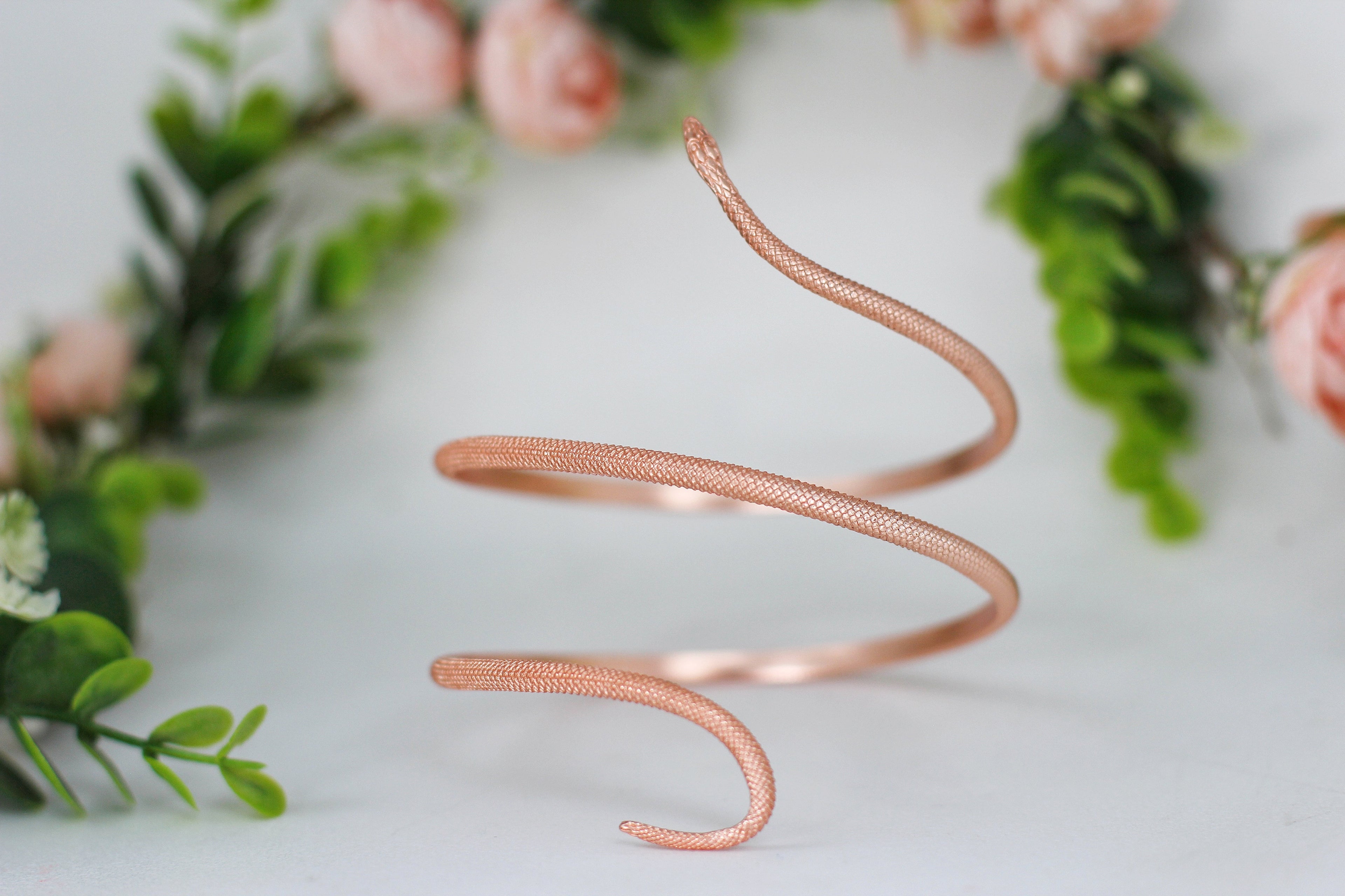 Swirly Snake Armband