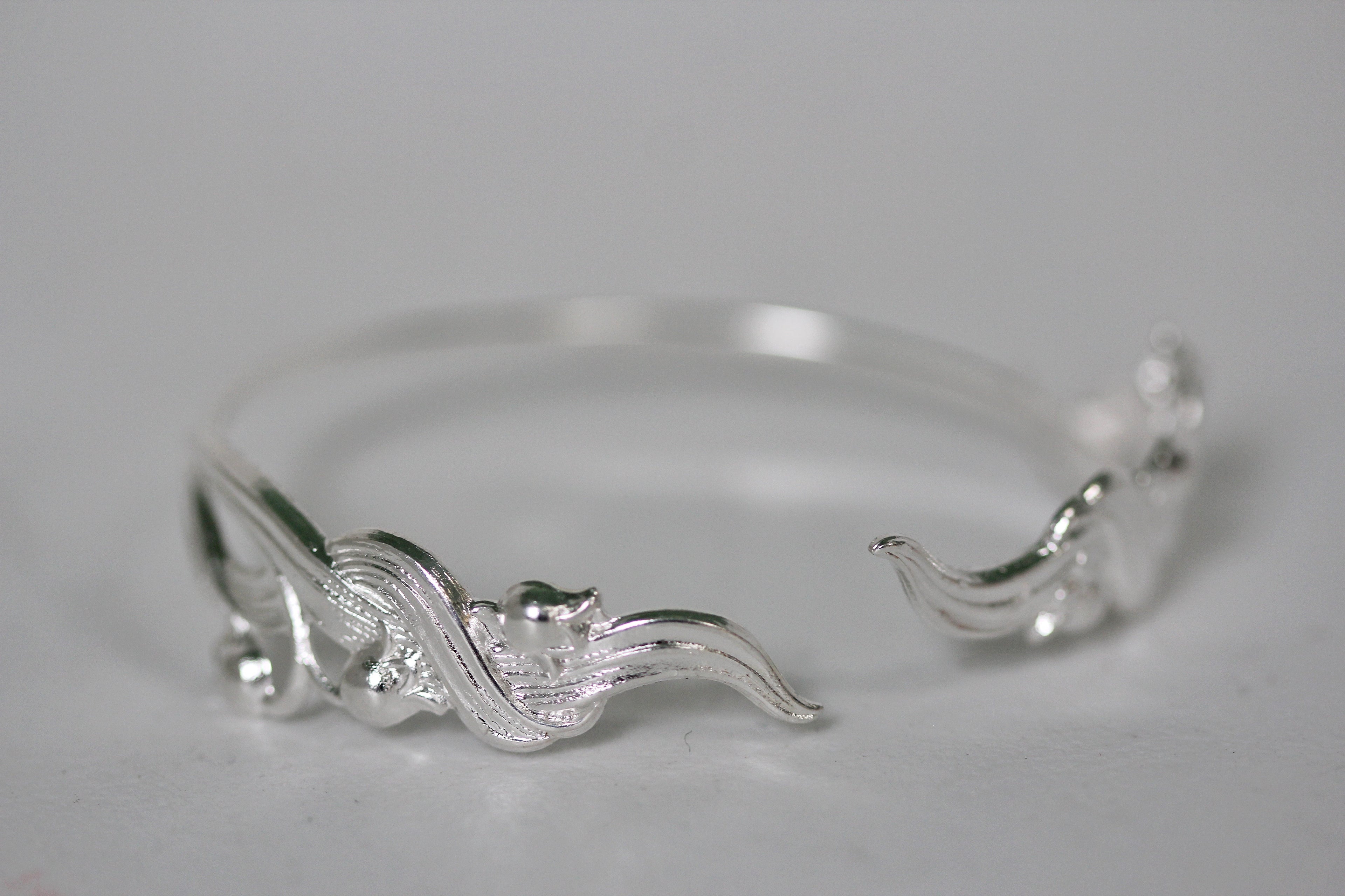 Lily of the Valley Armband