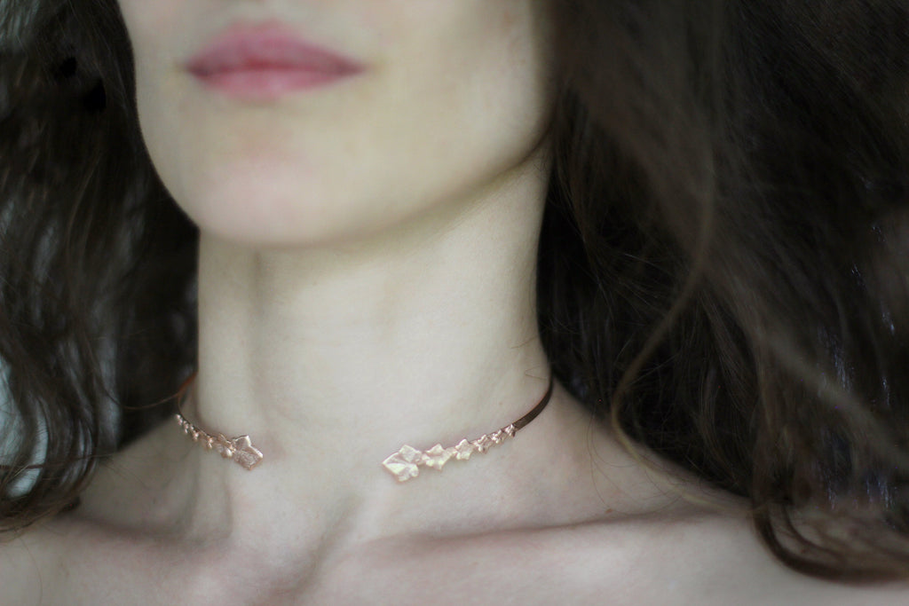 Ivy Leaves Choker