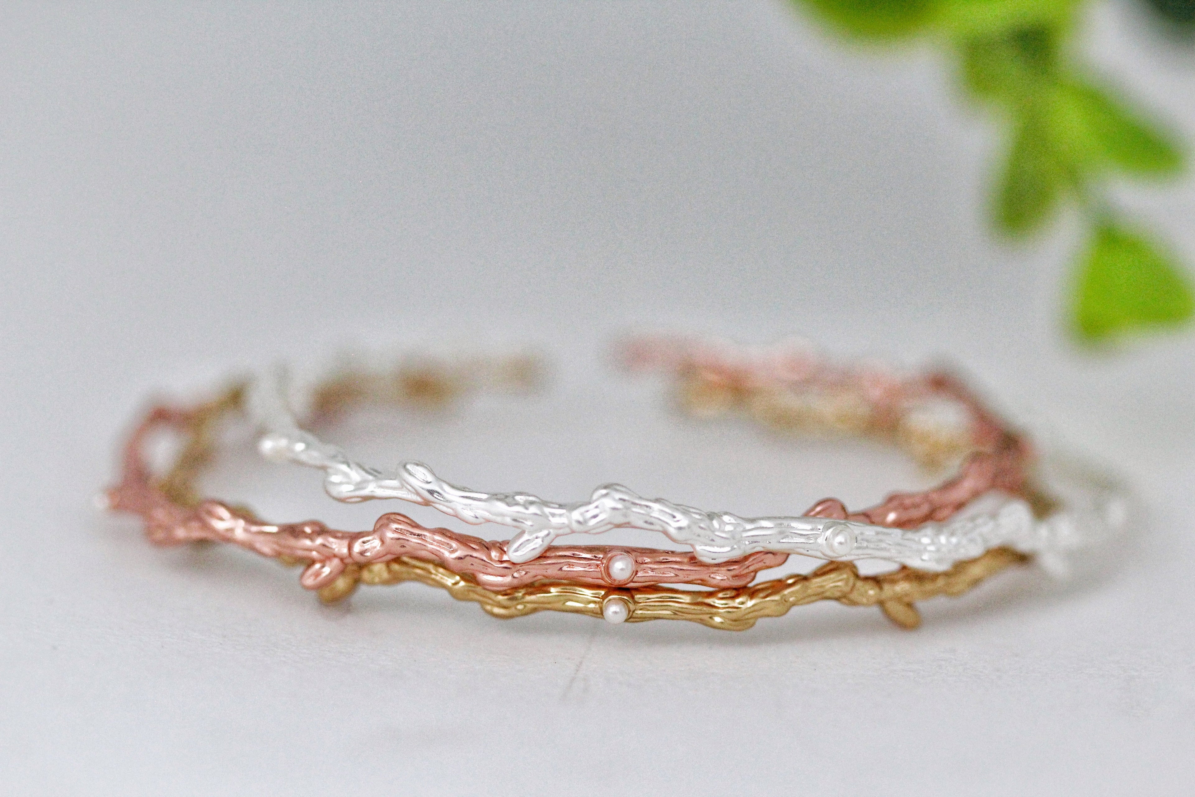 Rustic Dainty Branch Pearls Bracelet