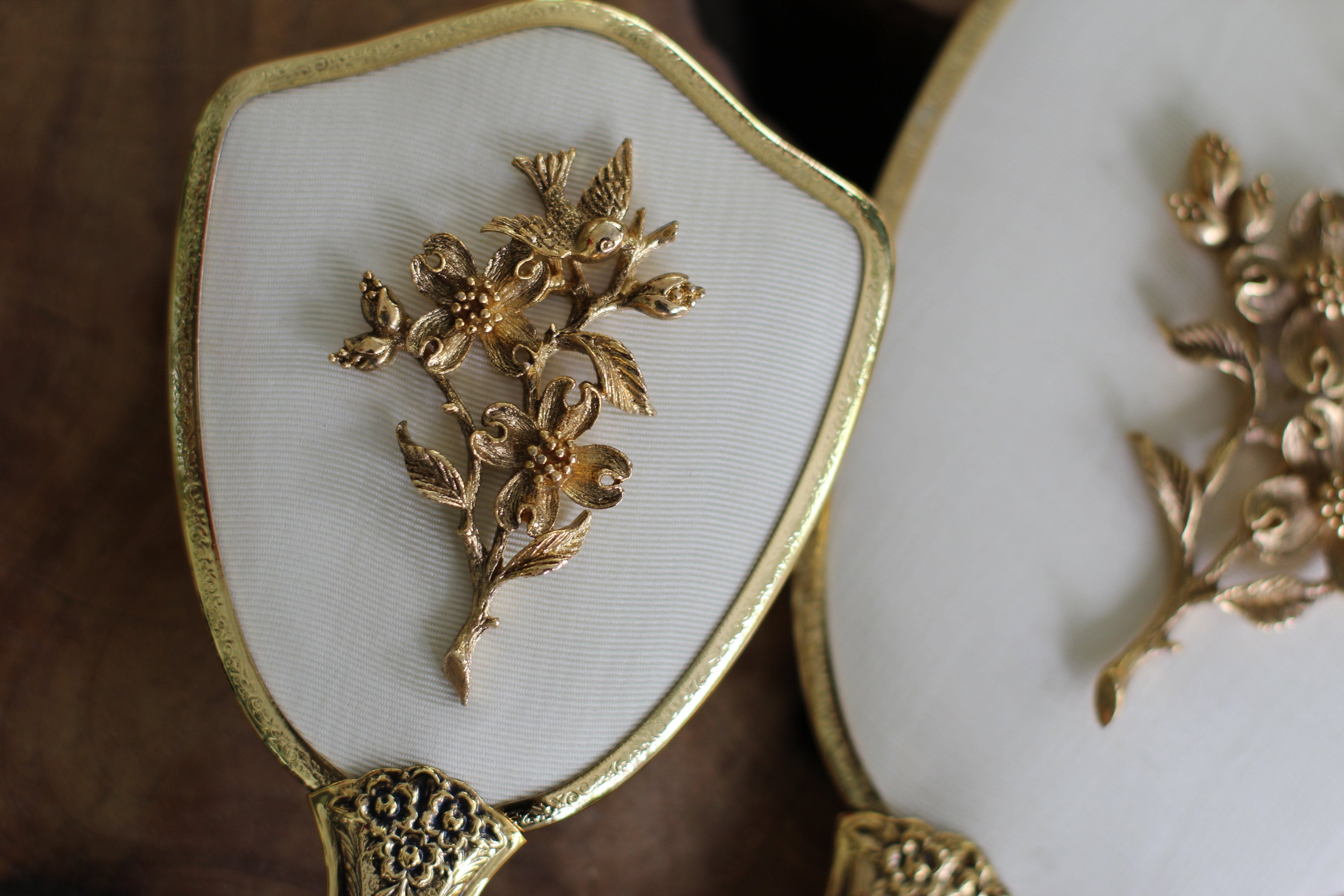 Antique Raised Dogwood & Birds Vanity Set