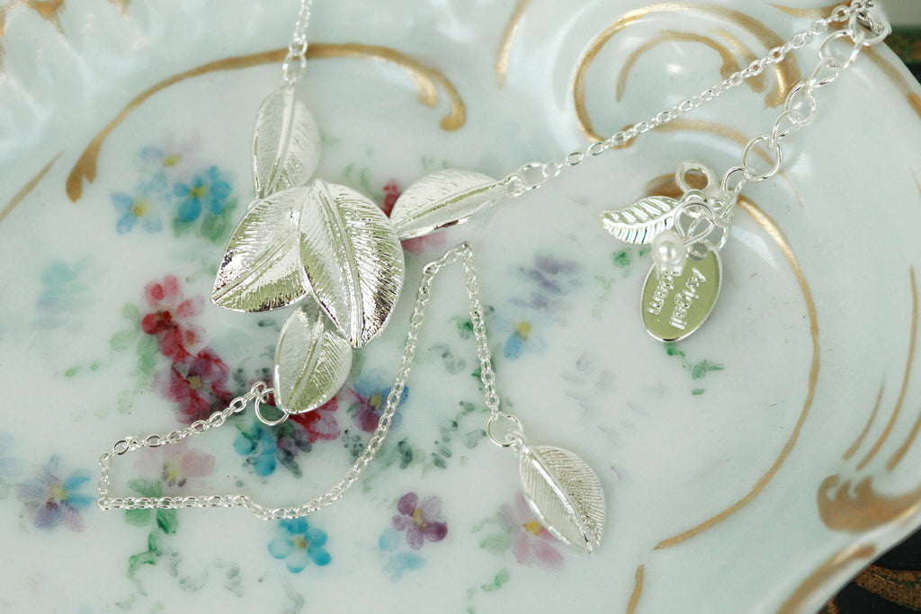 Cluster Leaves Drop Lariat Necklace