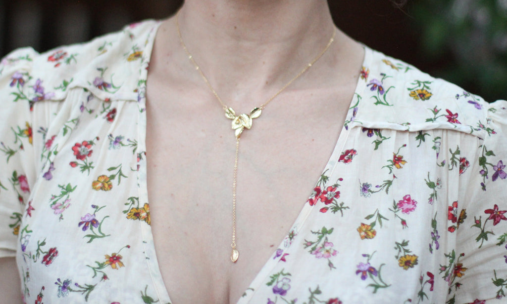 Cluster Leaves Drop Lariat Necklace