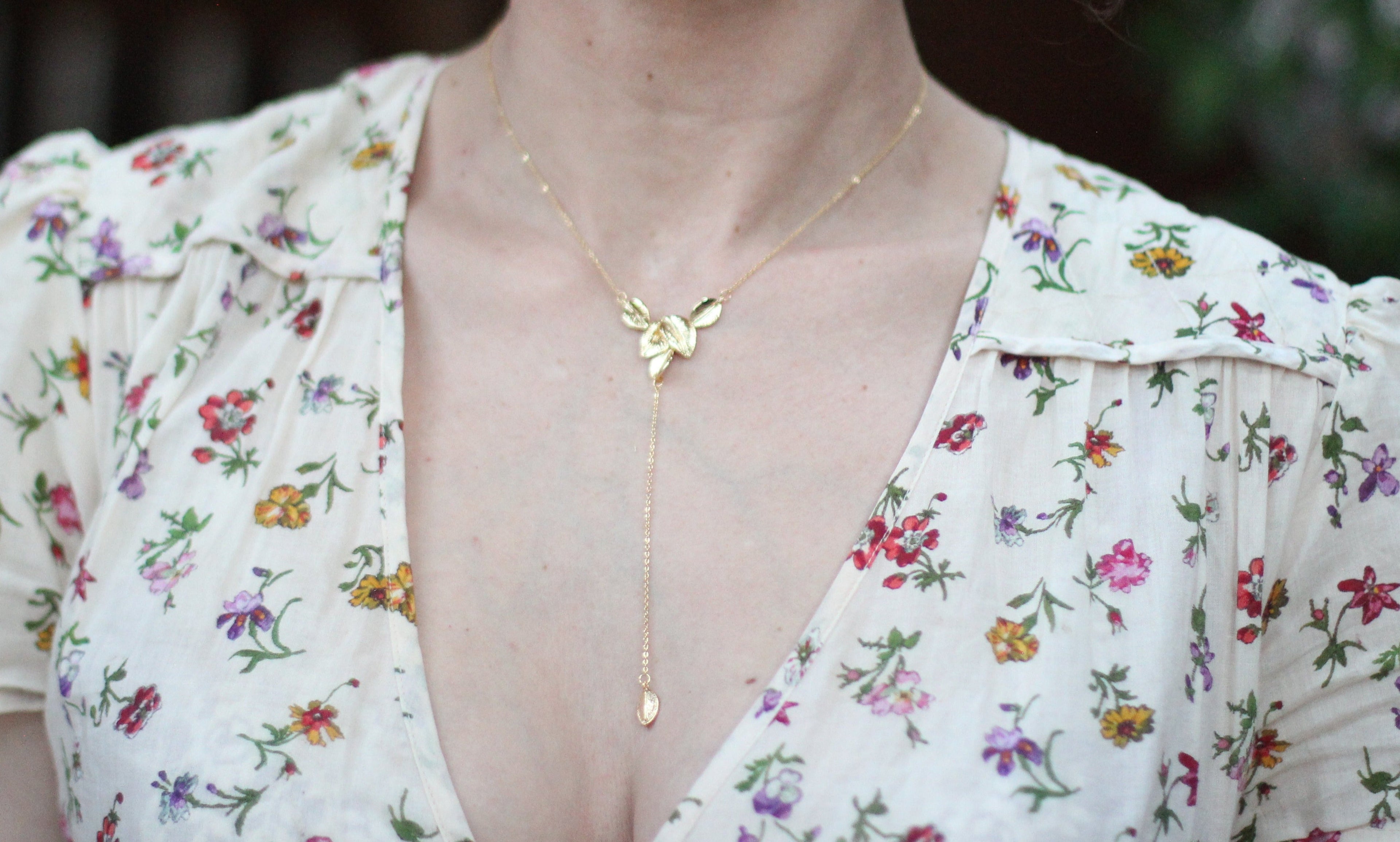 Cluster Leaves Drop Lariat Necklace