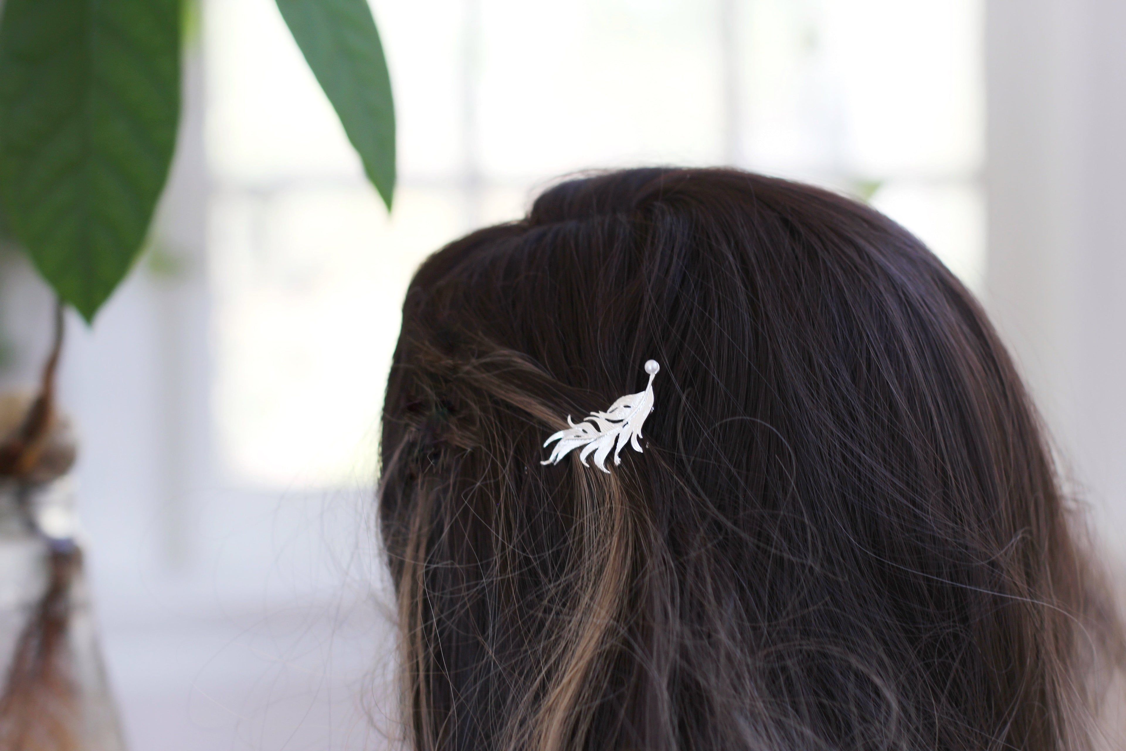 Swirly Feather Pearl Barrette