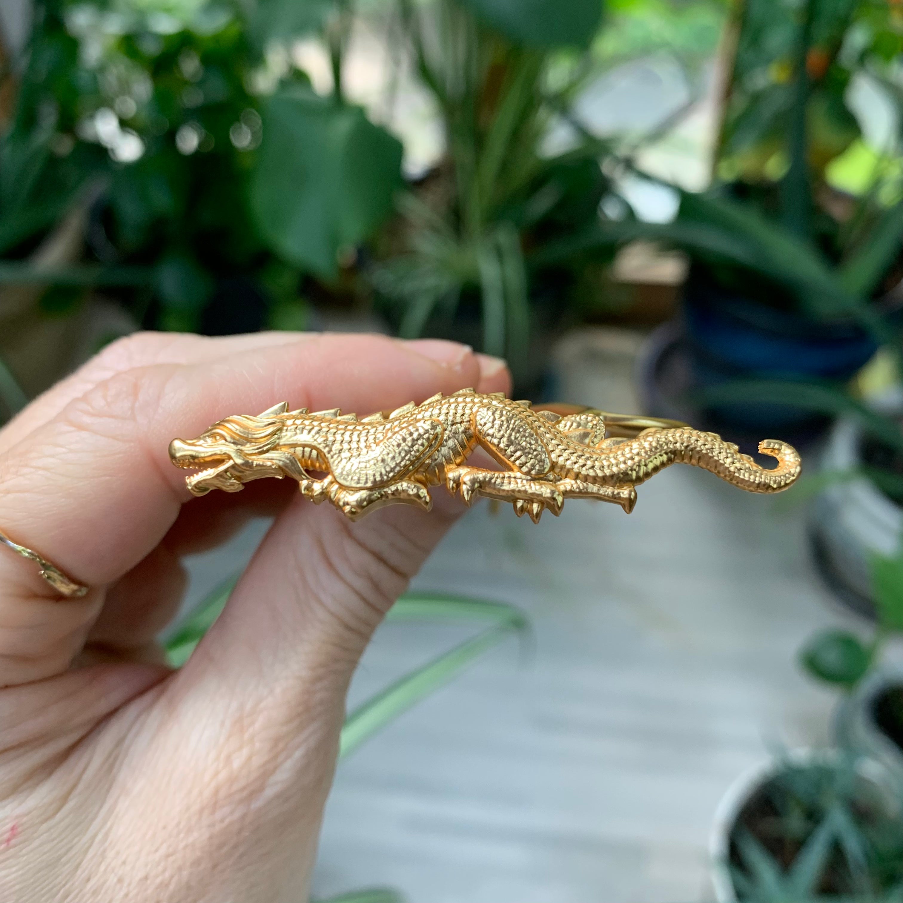 Saphira Dragon Hair Prong