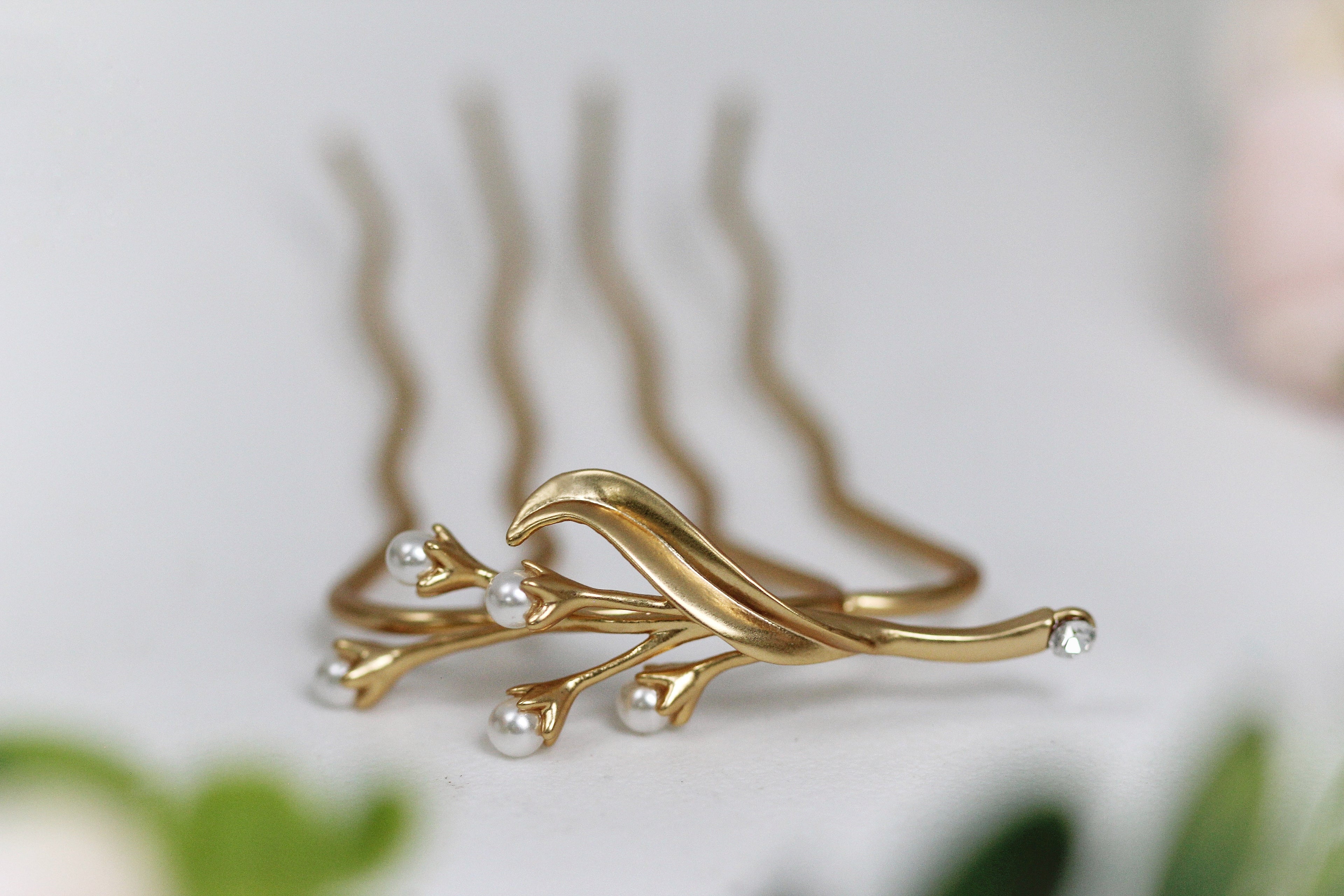 Pearls Lily of the Valley Bouquet Floral Hair Prong