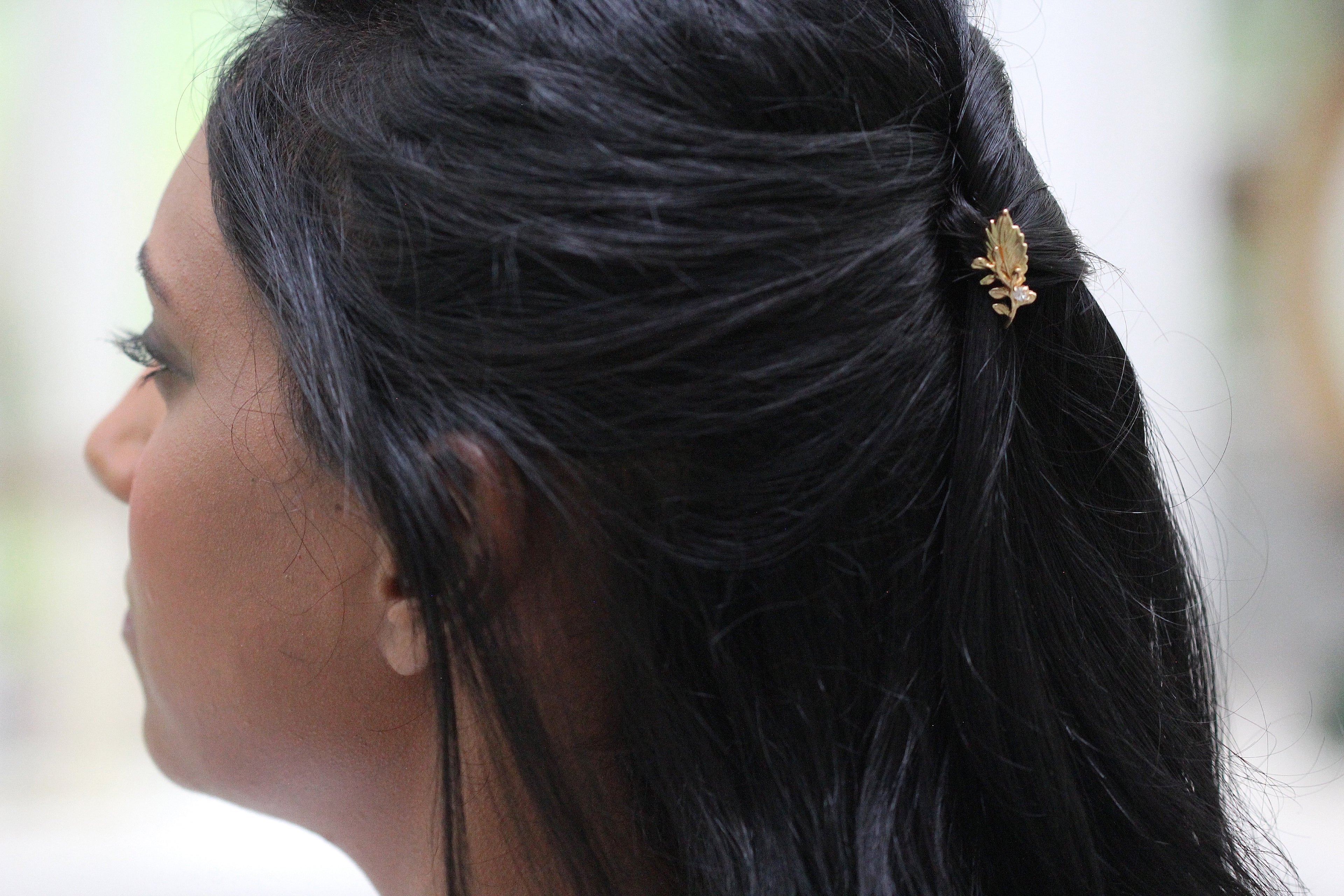 Gia Twig Crystal Leaf Hair Pin