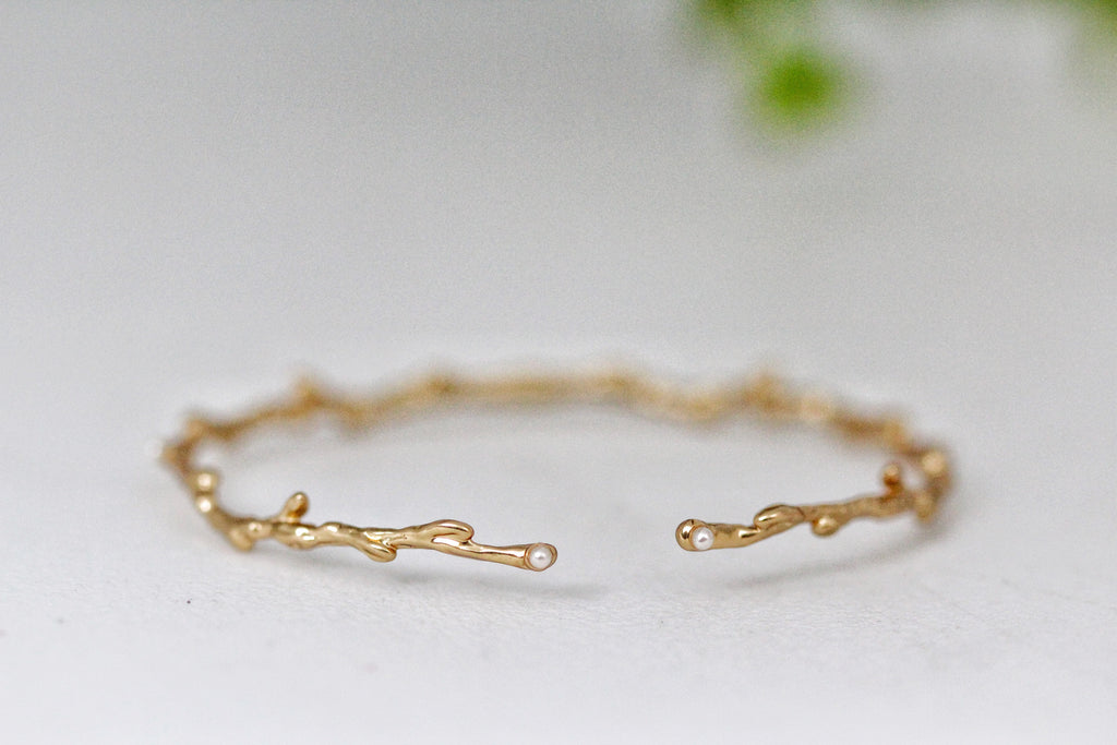 Rustic Dainty Branch Pearls Bracelet