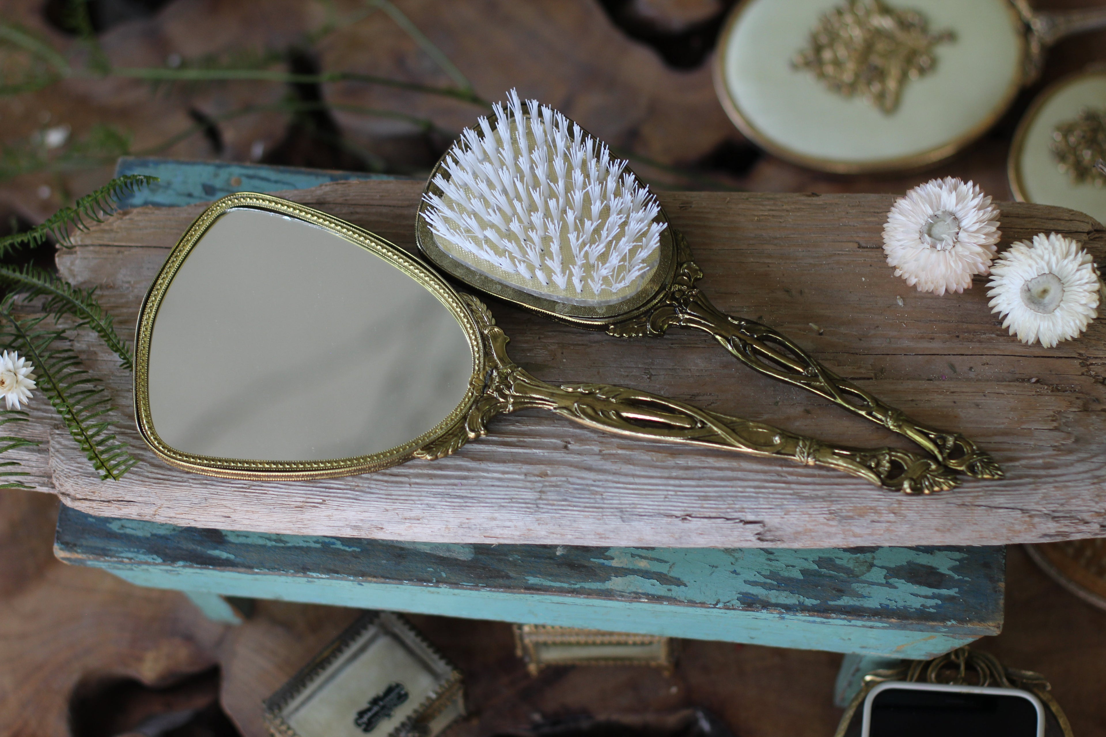 Vintage Butterflies & Hibiscus Vanity Set