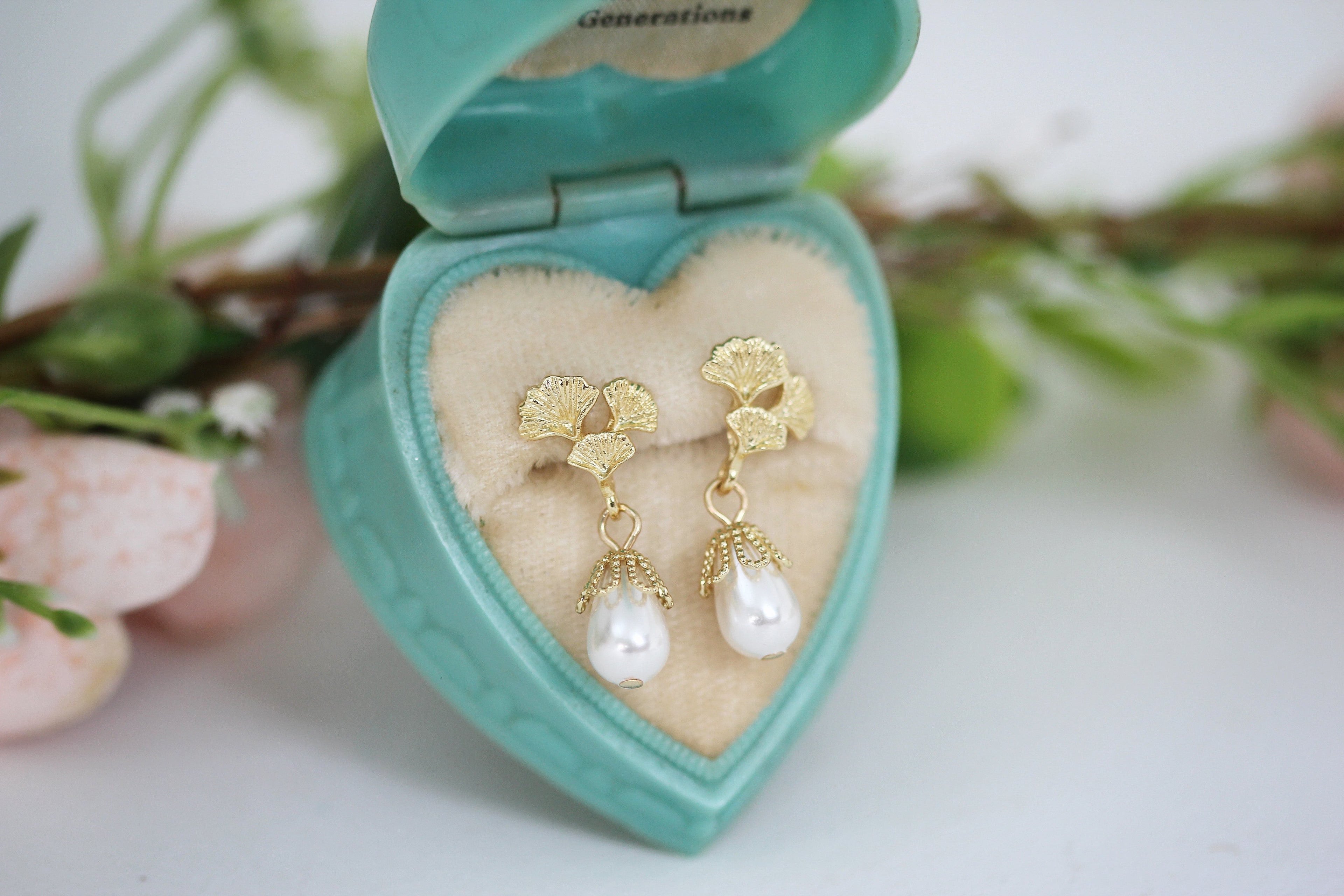 Ginkgo Pearls Earrings
