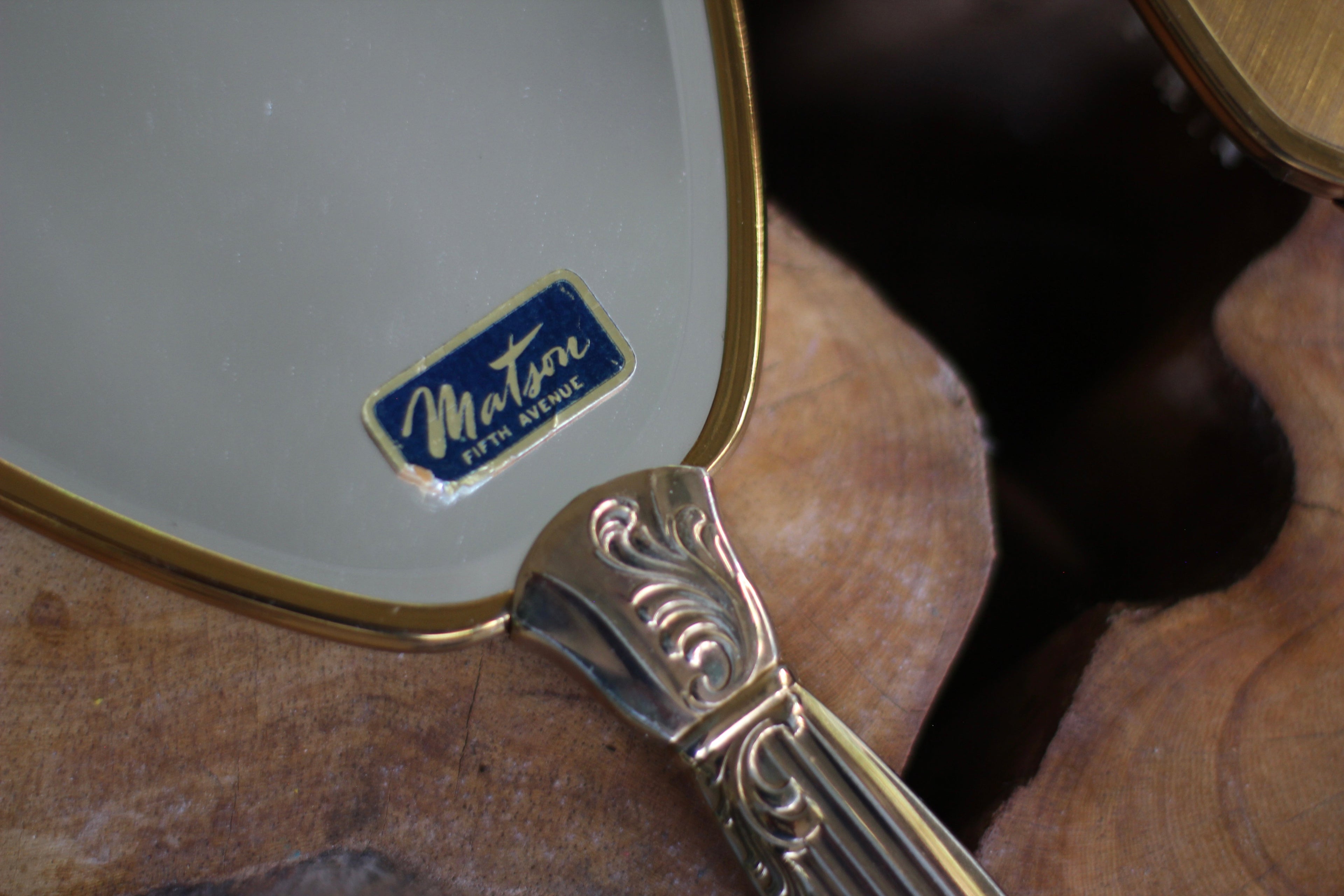 Antique Roses Matson Vanity Set