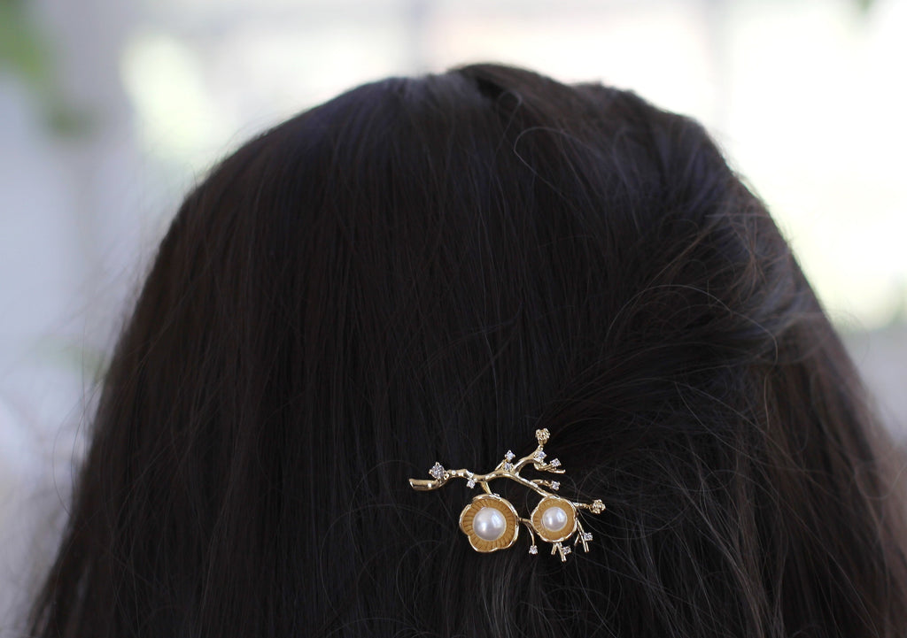 Hibiscus Flowers Pearls & Crystals Barrette