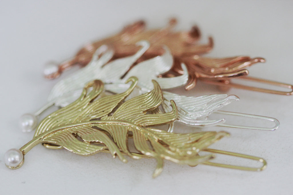 Swirly Feather Pearl Barrette