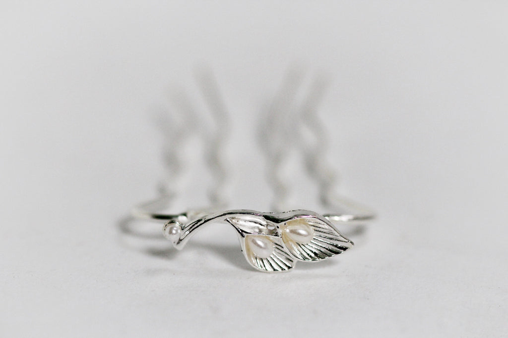 Calla Lily Floral Hair Prong